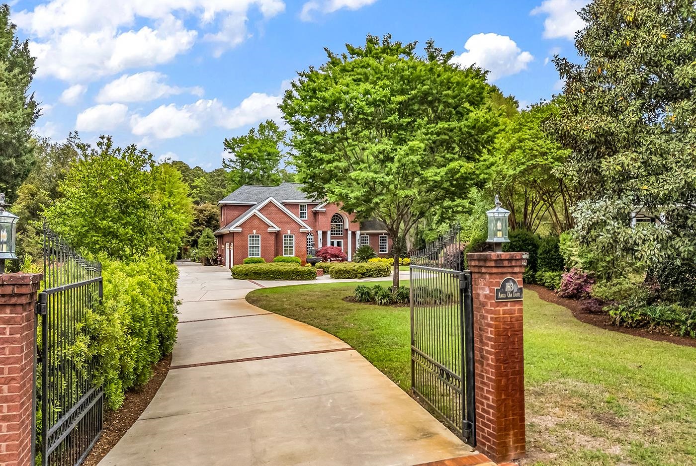 163 Angel Oak Dr.