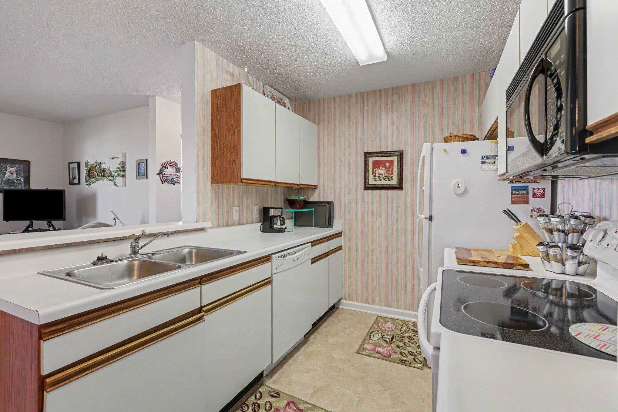 8861 Chandler Dr. F