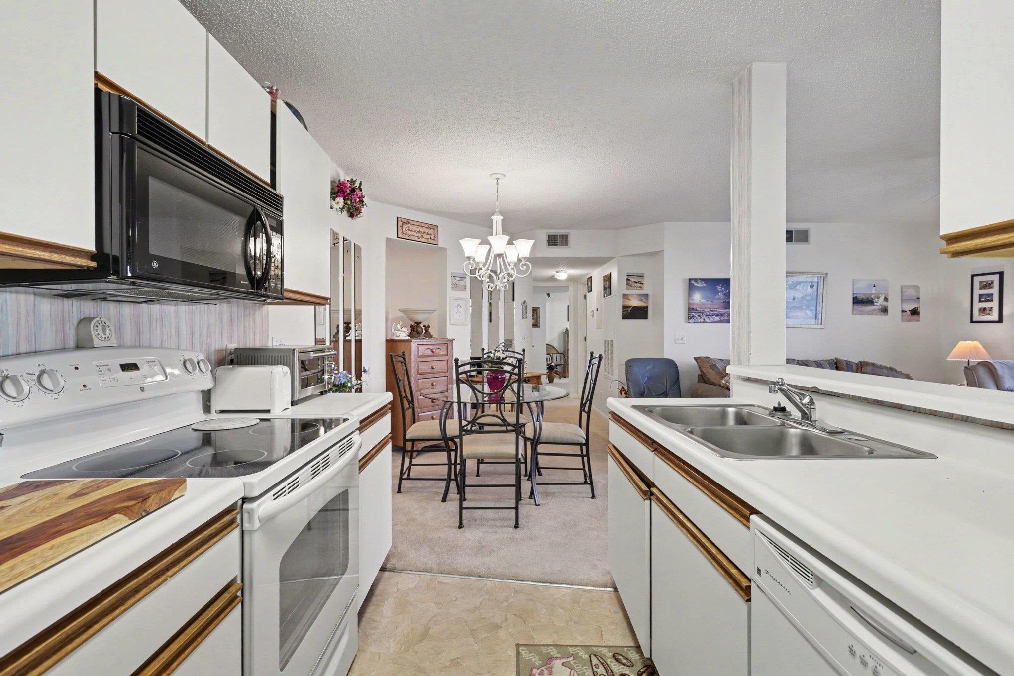8861 Chandler Dr. F