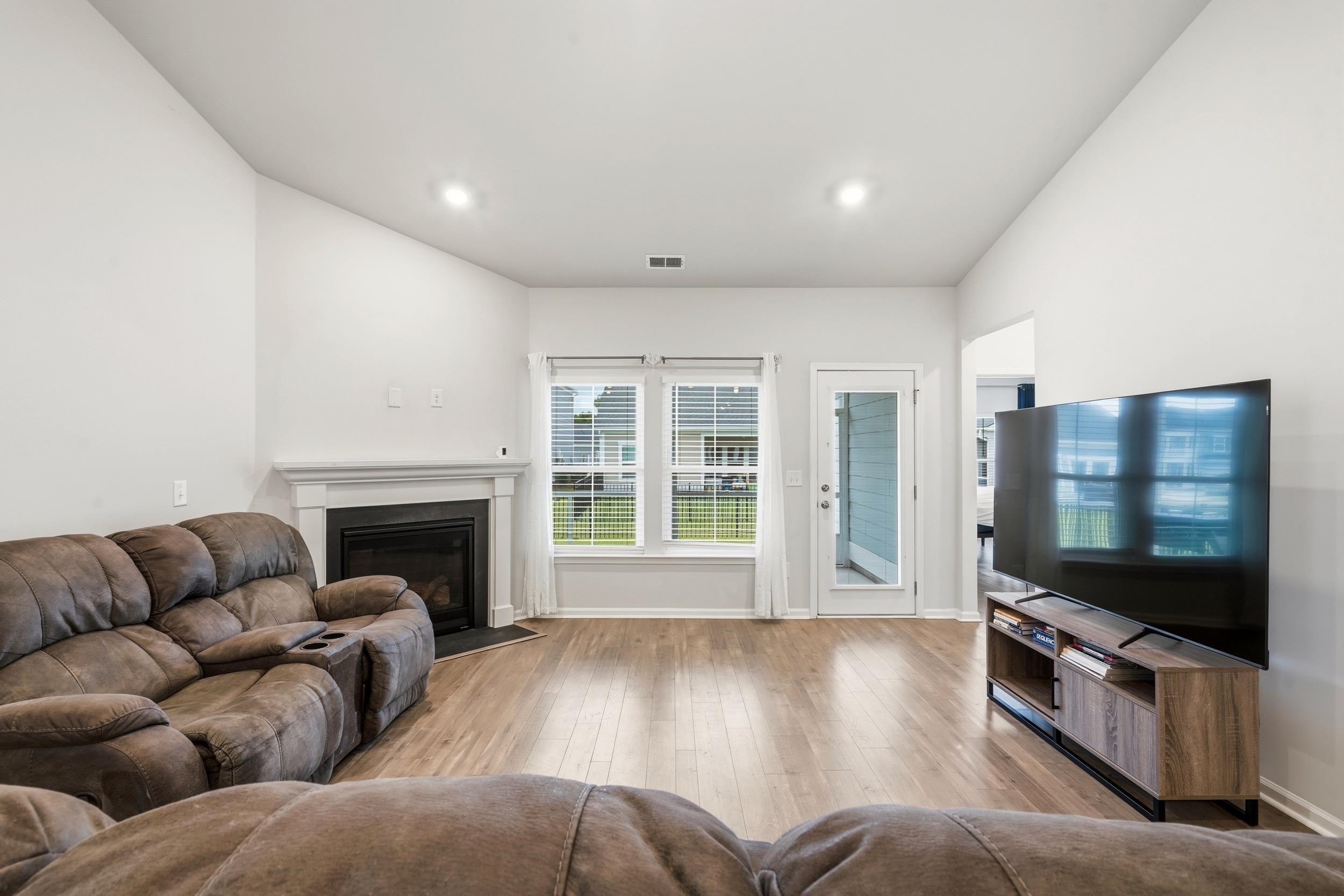 5681 Lacebark Trail