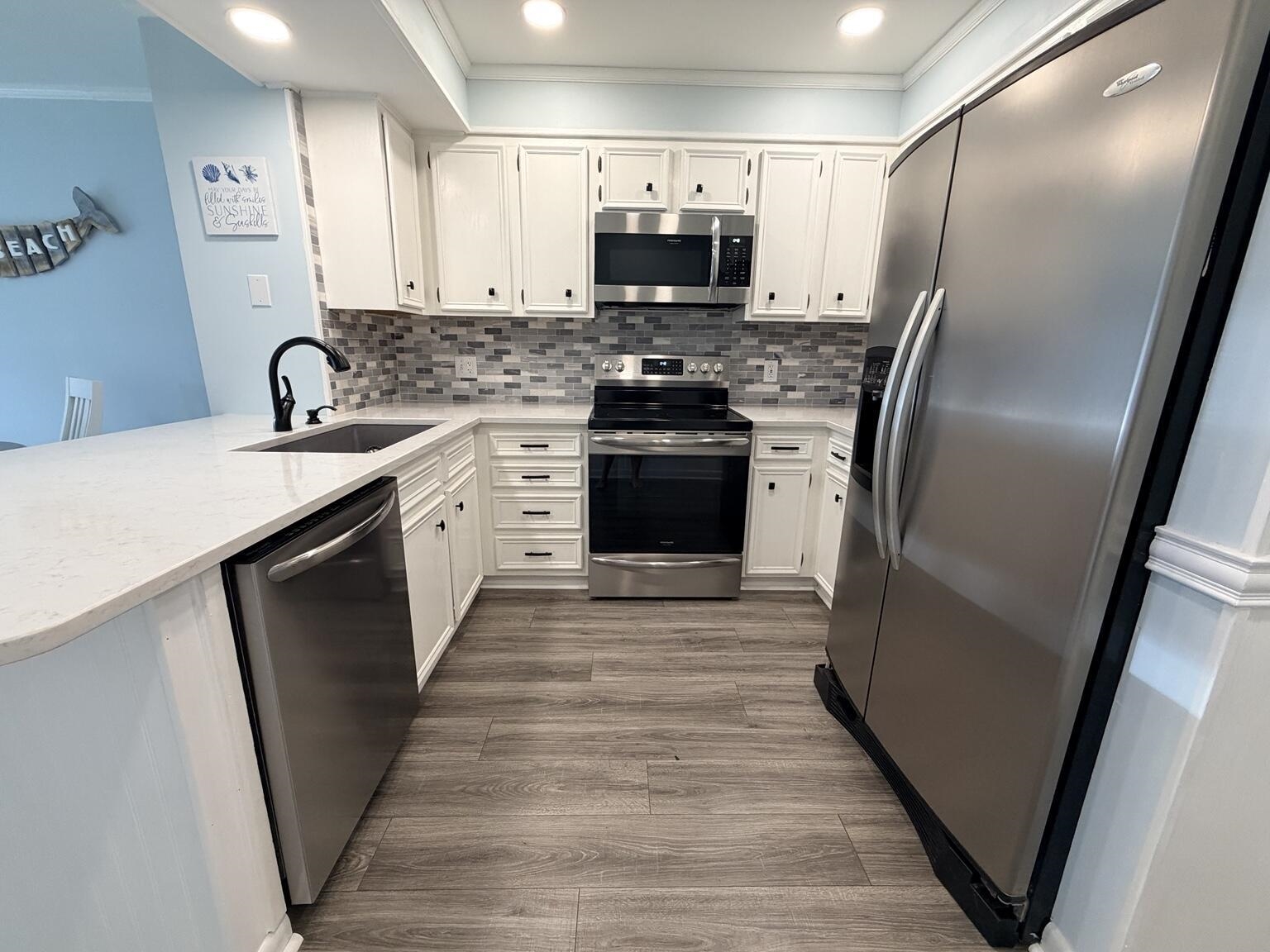 202 N Ocean Blvd. 212