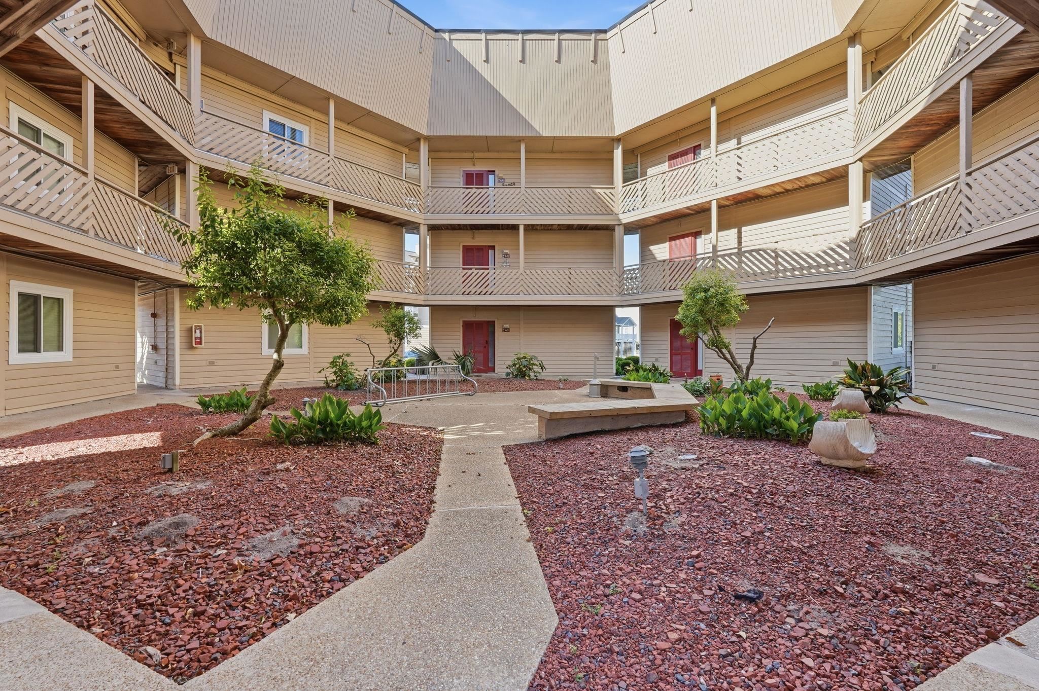 609 Hillside Dr. A5