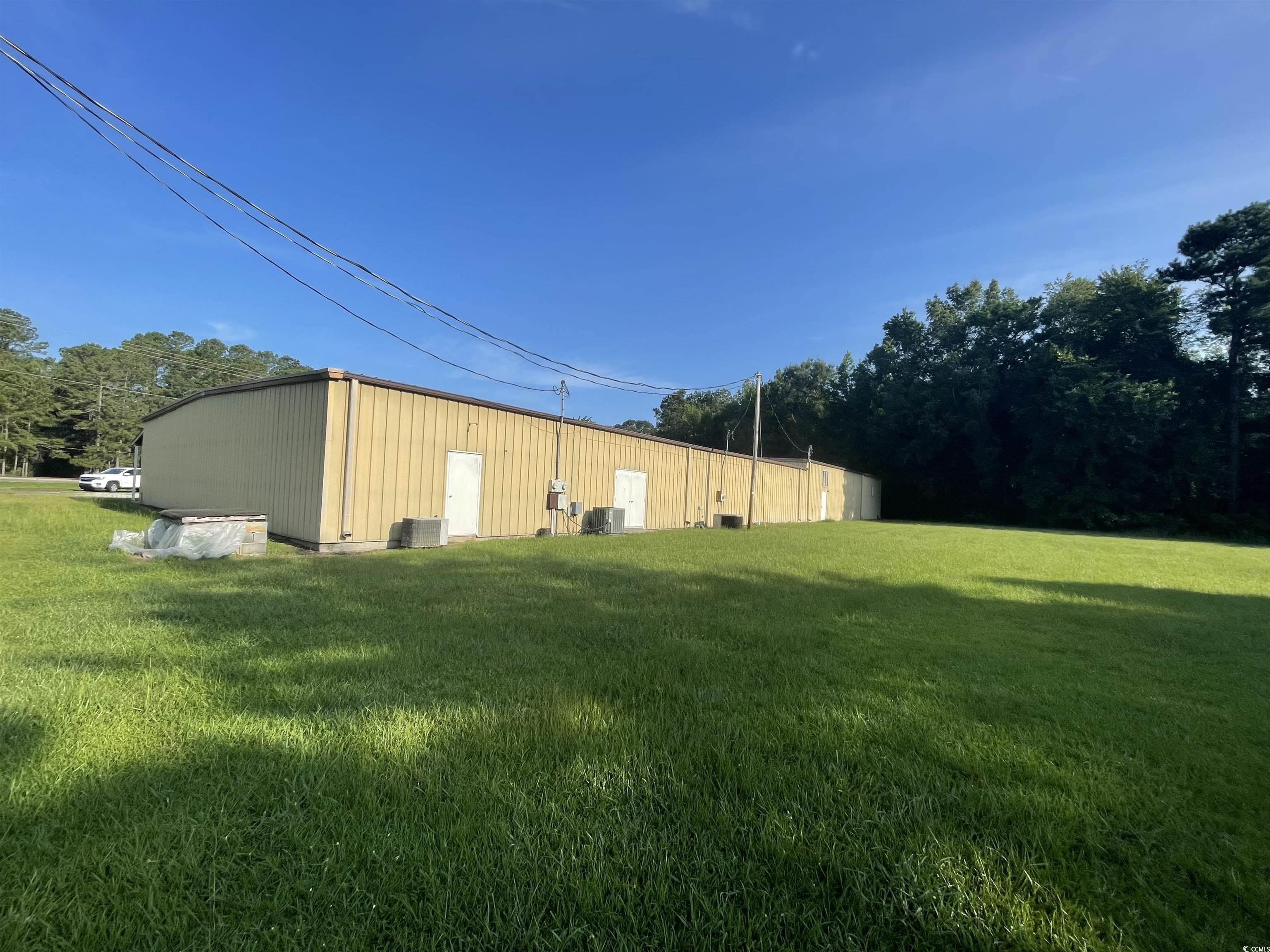 1660-1666 Highway 701 North