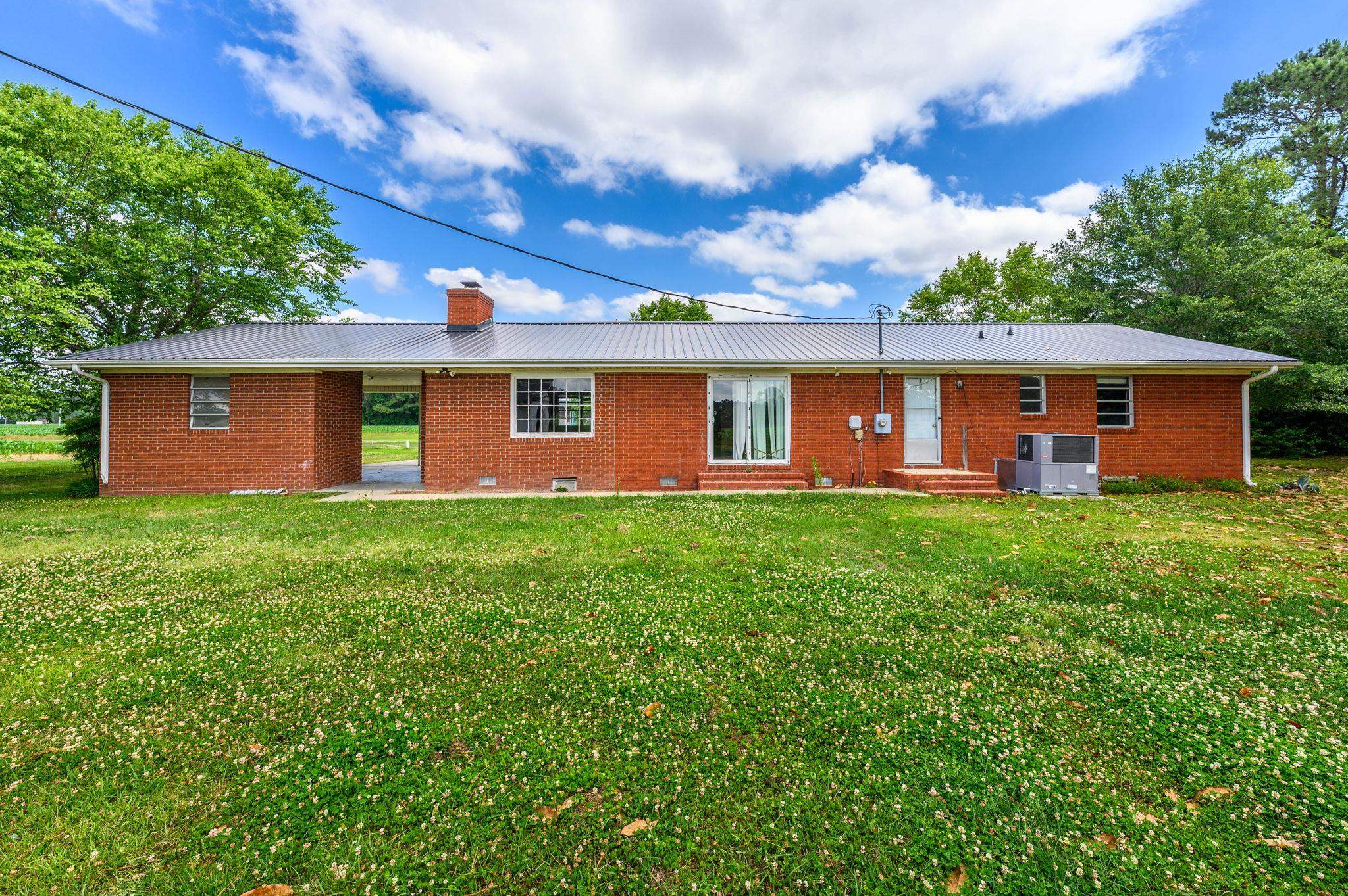 1273 Roseland Rd