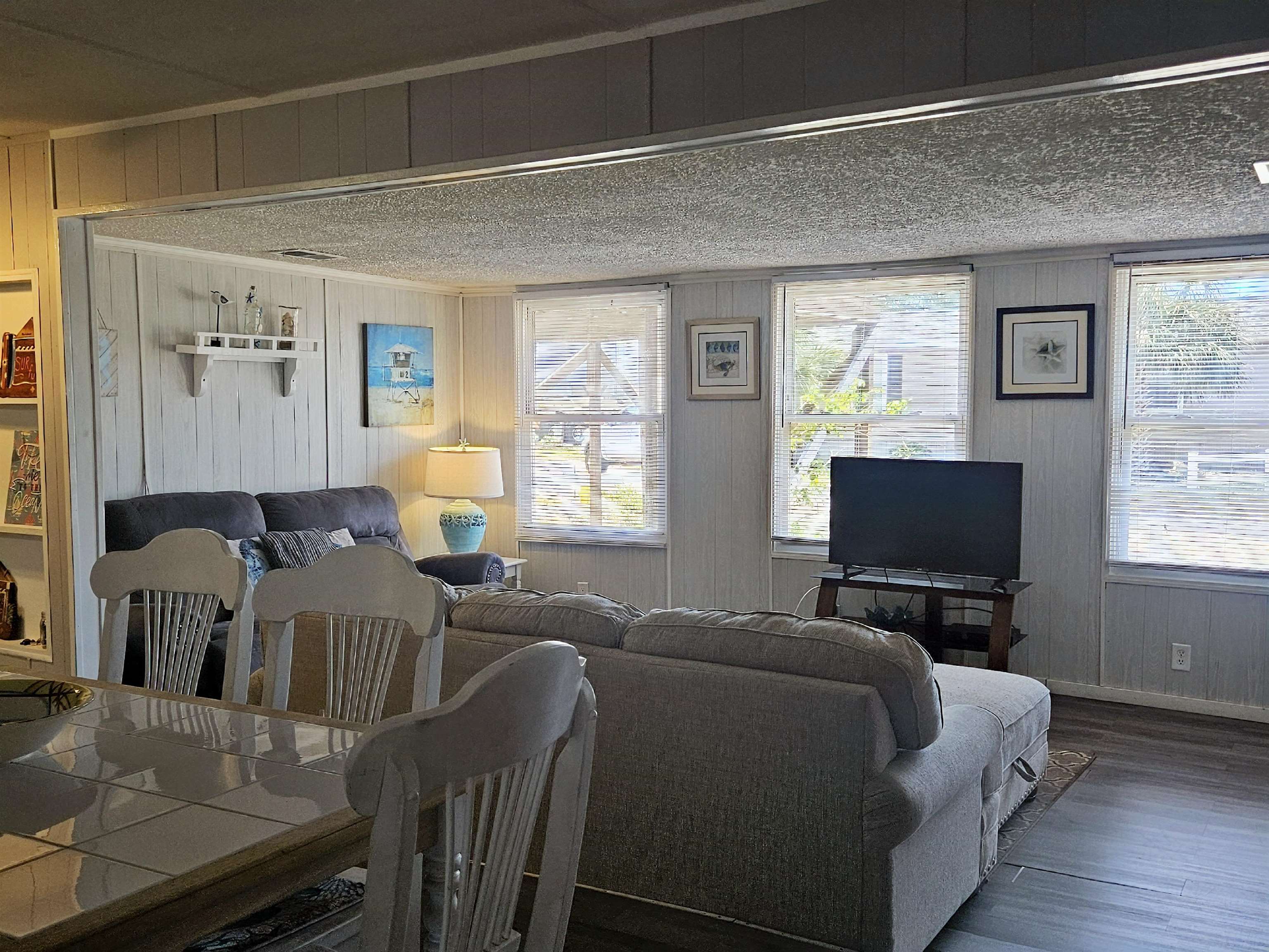1942 Kingfisher Dr.