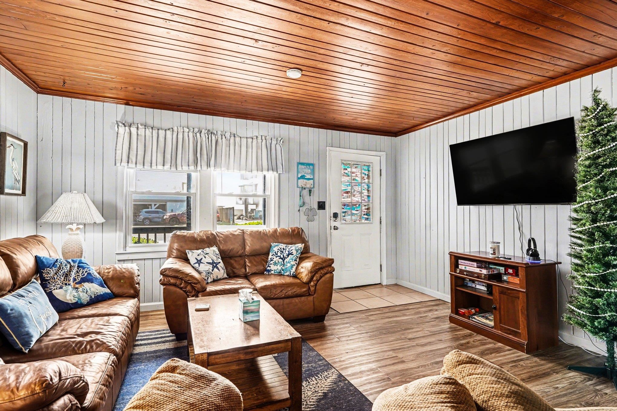 2004/2006 S Ocean Blvd.