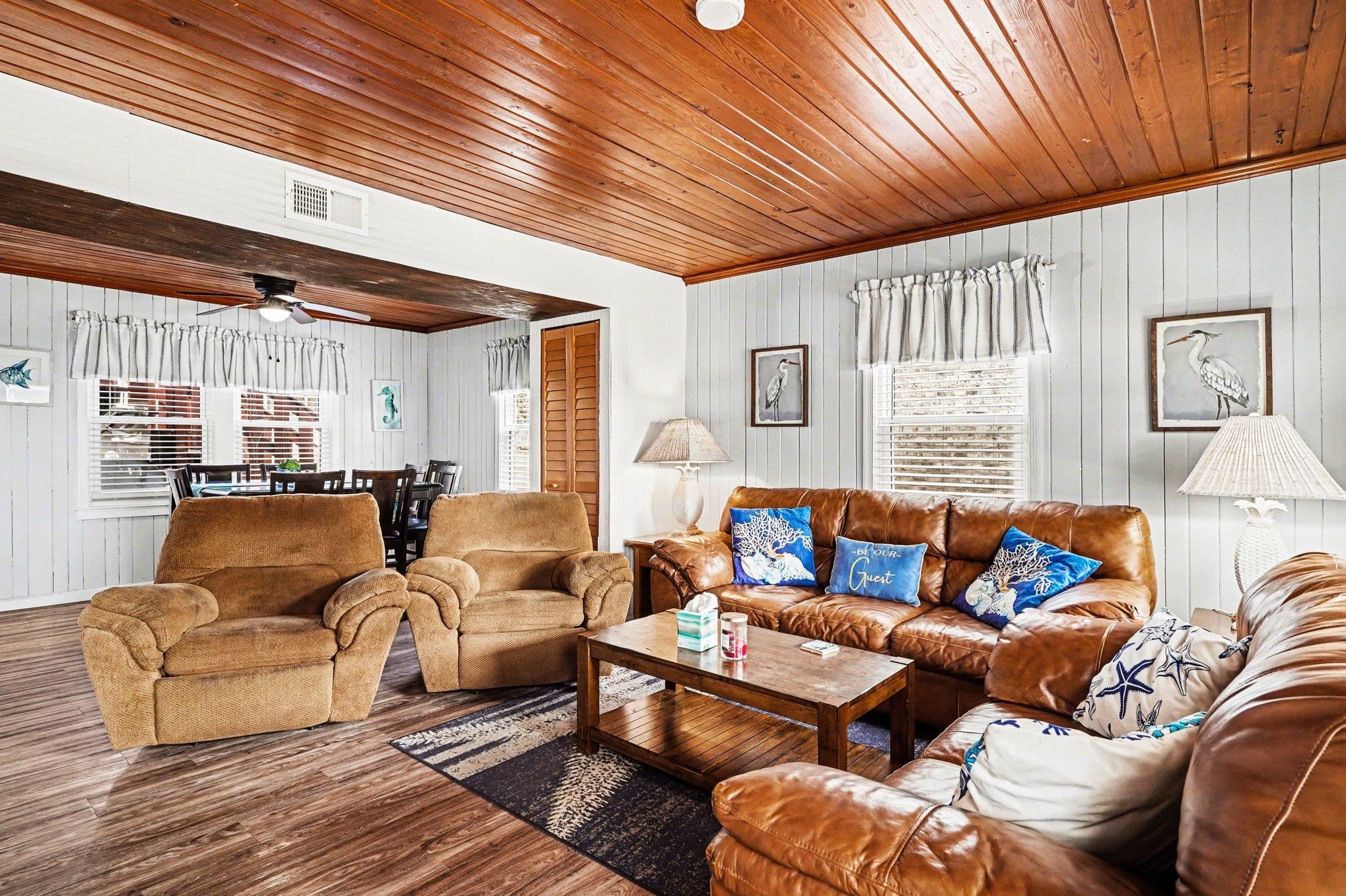 2004/2006 S Ocean Blvd.