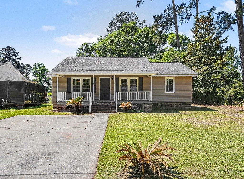 Photo of 1305 Barker St, Conway, SC 29526 (MLS # 2609524)