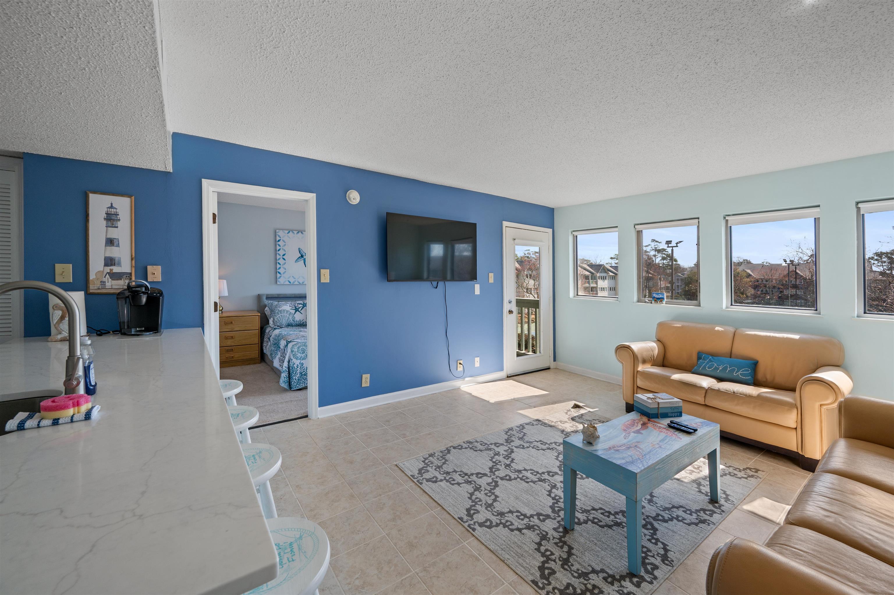 5905 South Kings Hwy. 6318