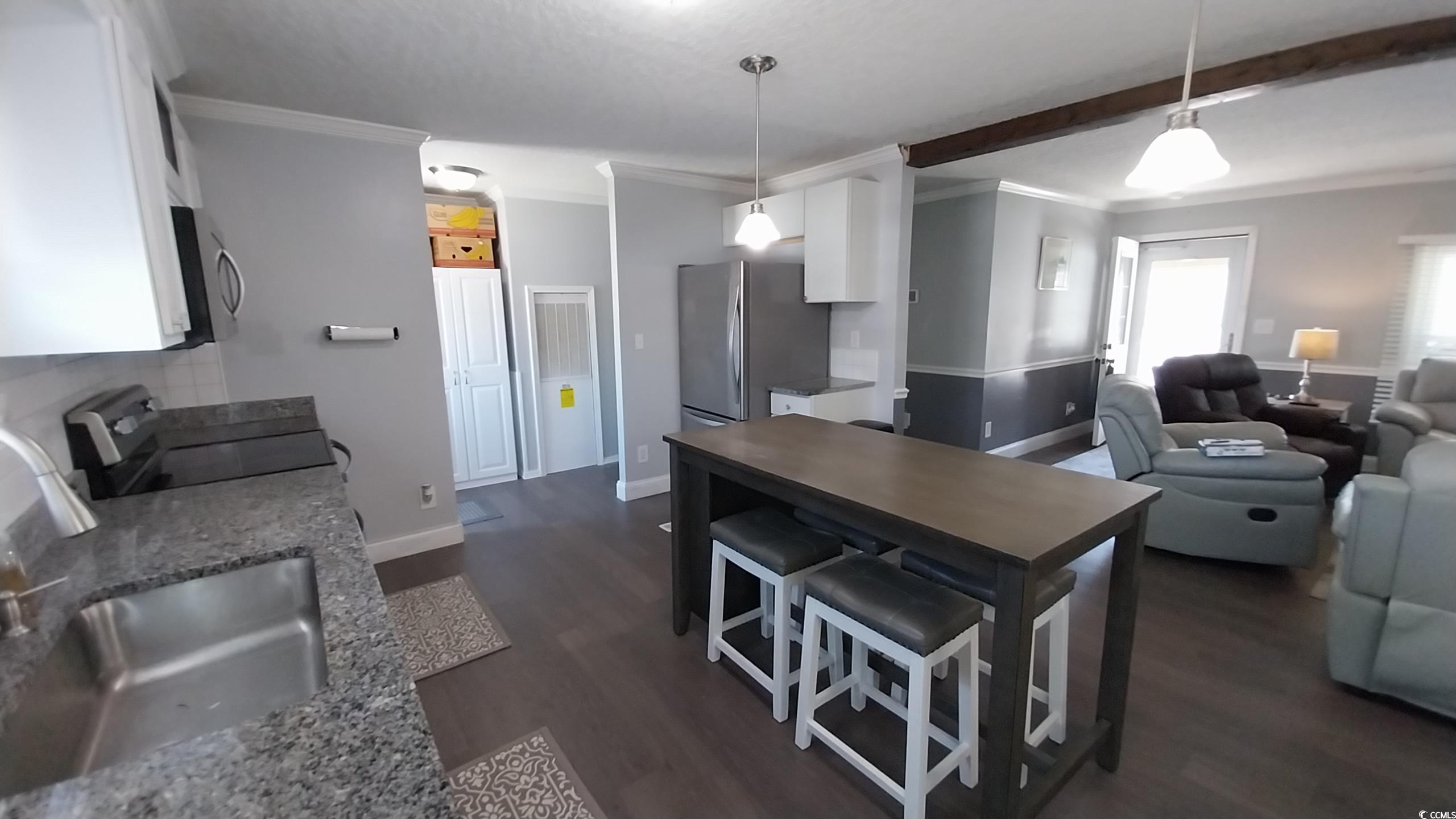 135 Shetland Woods Dr.