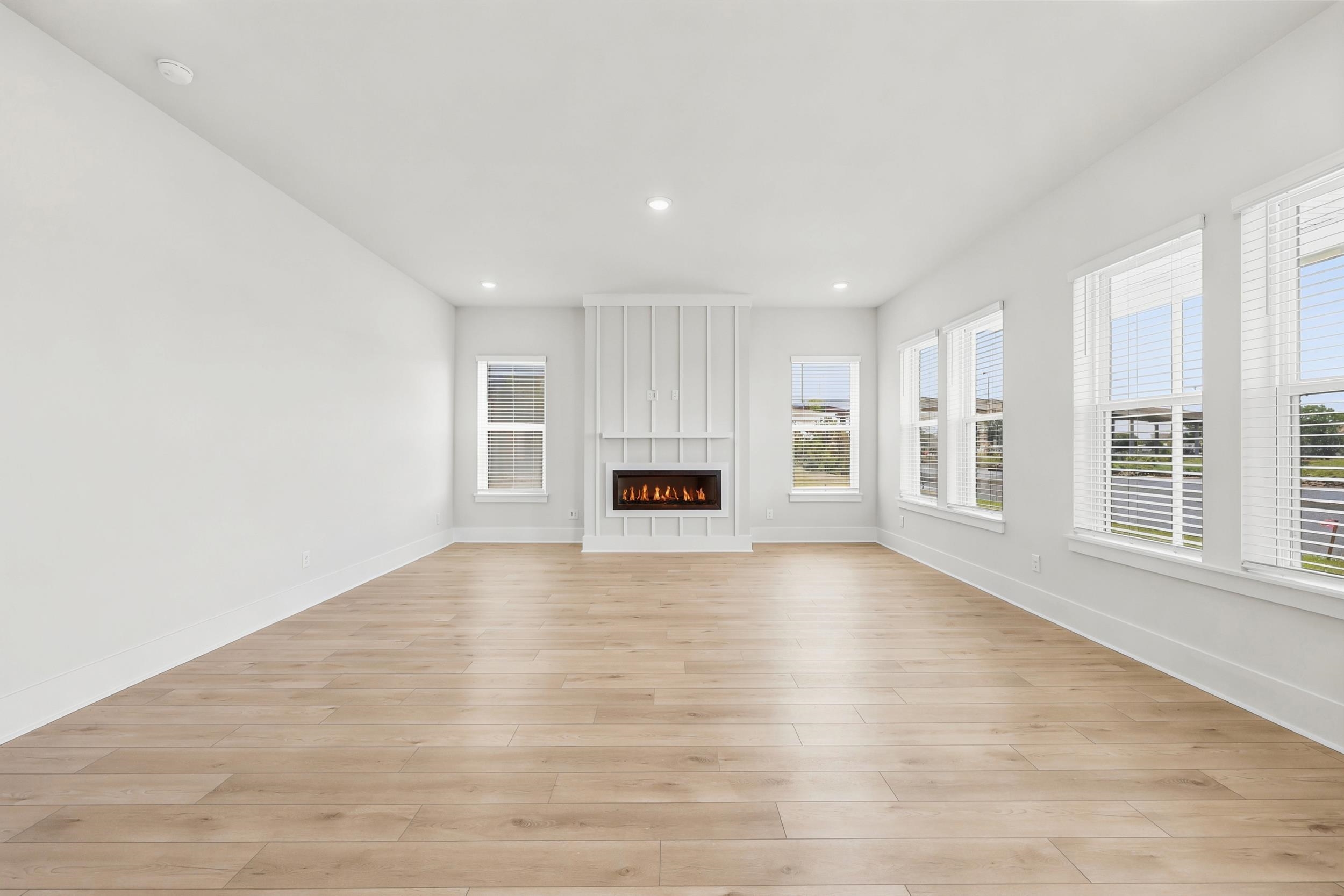 988 Triton Ave.
