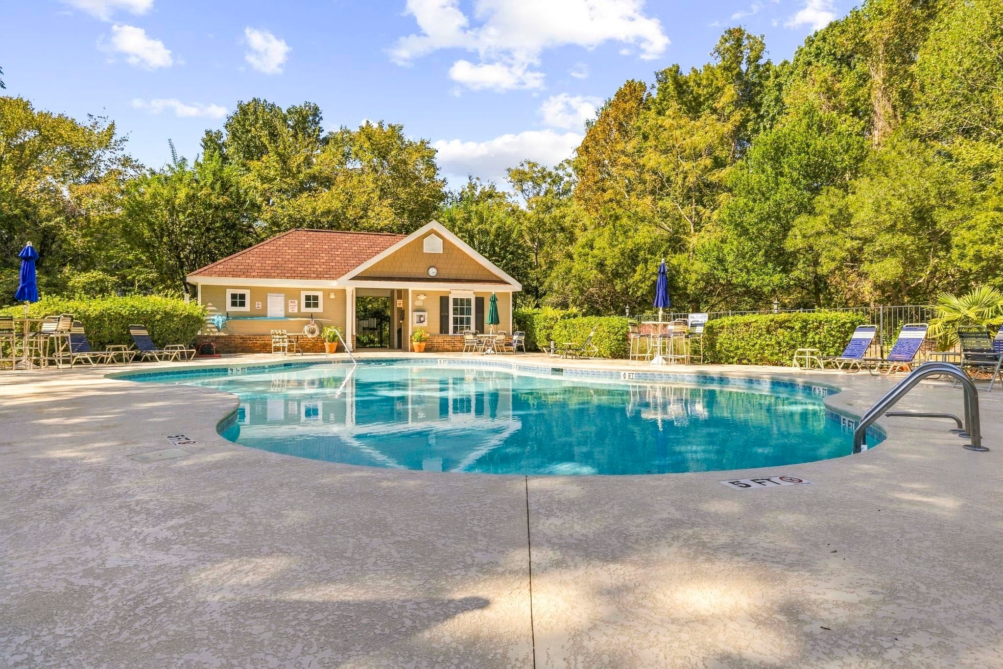 5650 Barefoot Resort Bridge Rd. 135
