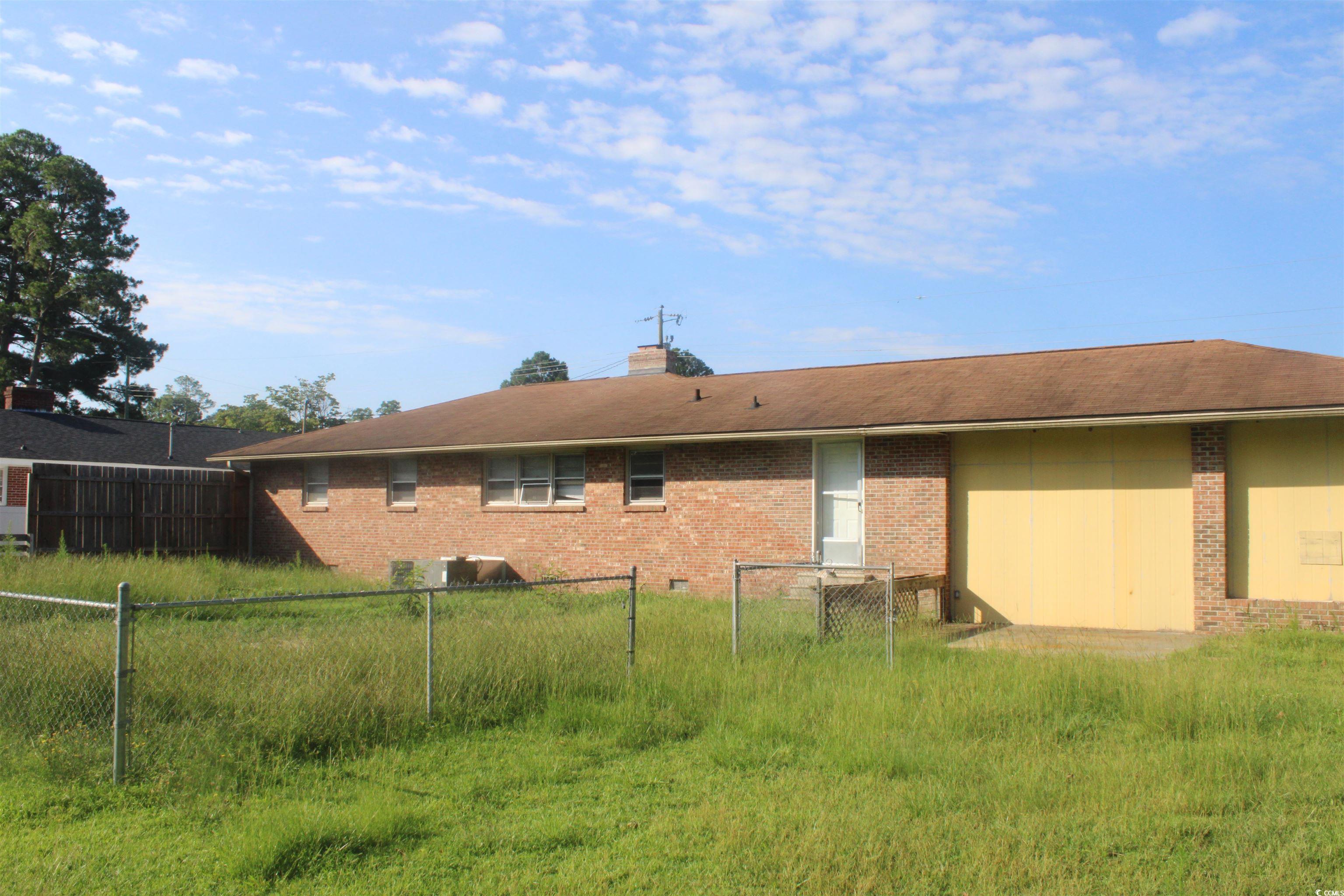 807 E Wilson St.