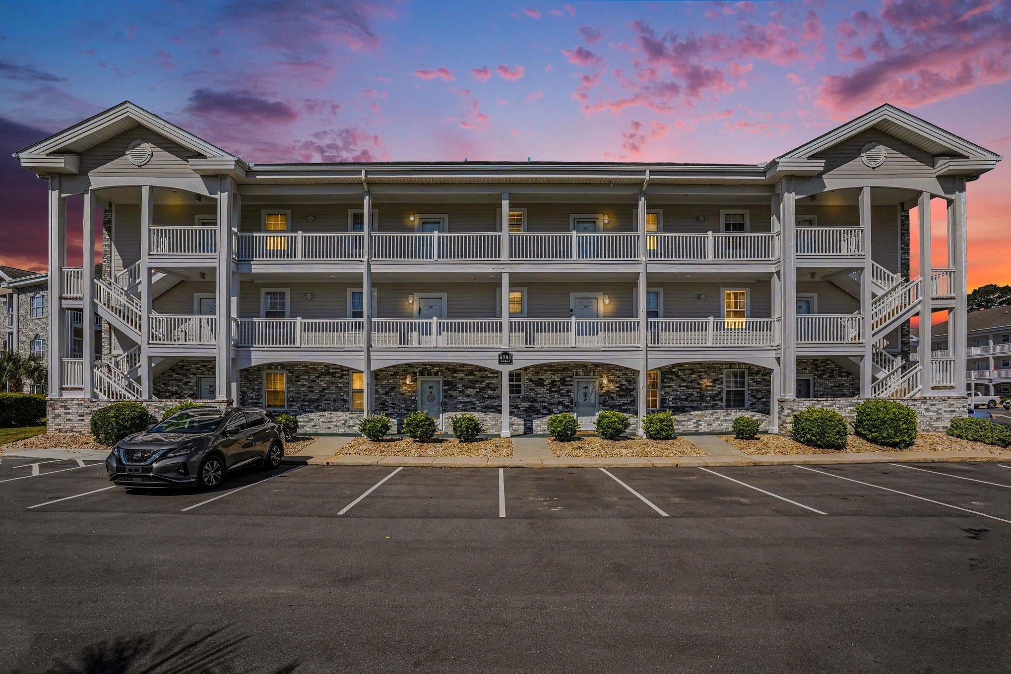 4781 Wild Iris Dr. 4-102