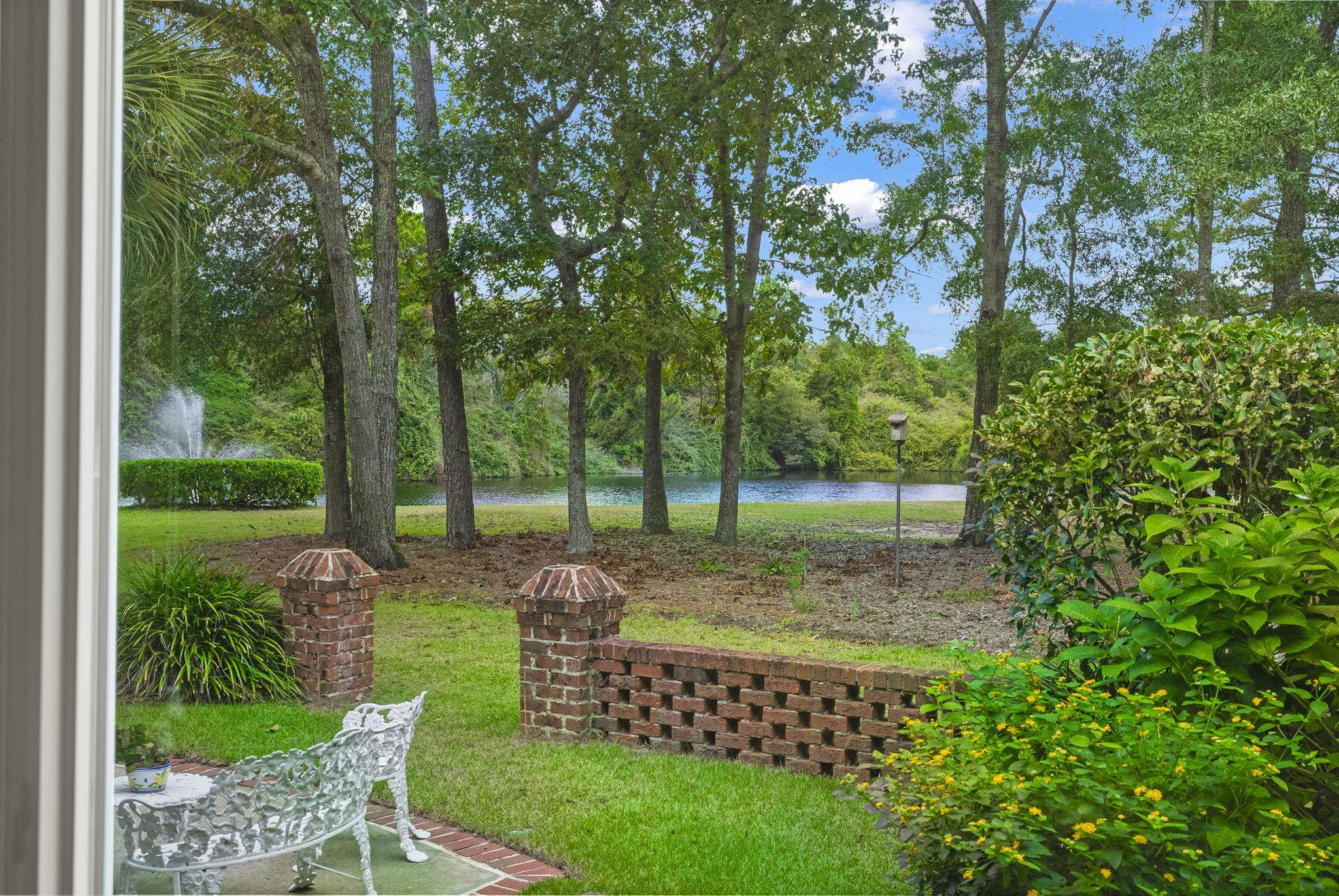 12 Courtyard Circle 12