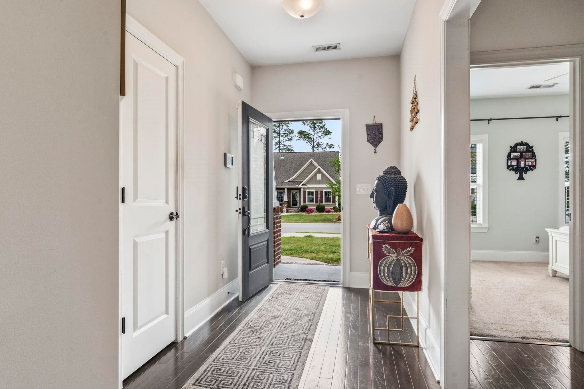 586 Indigo Bay Circle