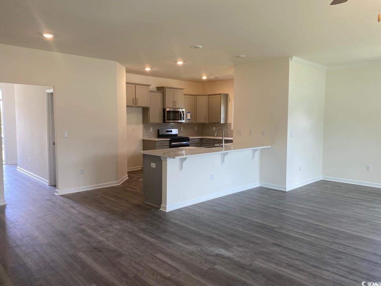 520 Honeyhill Loop