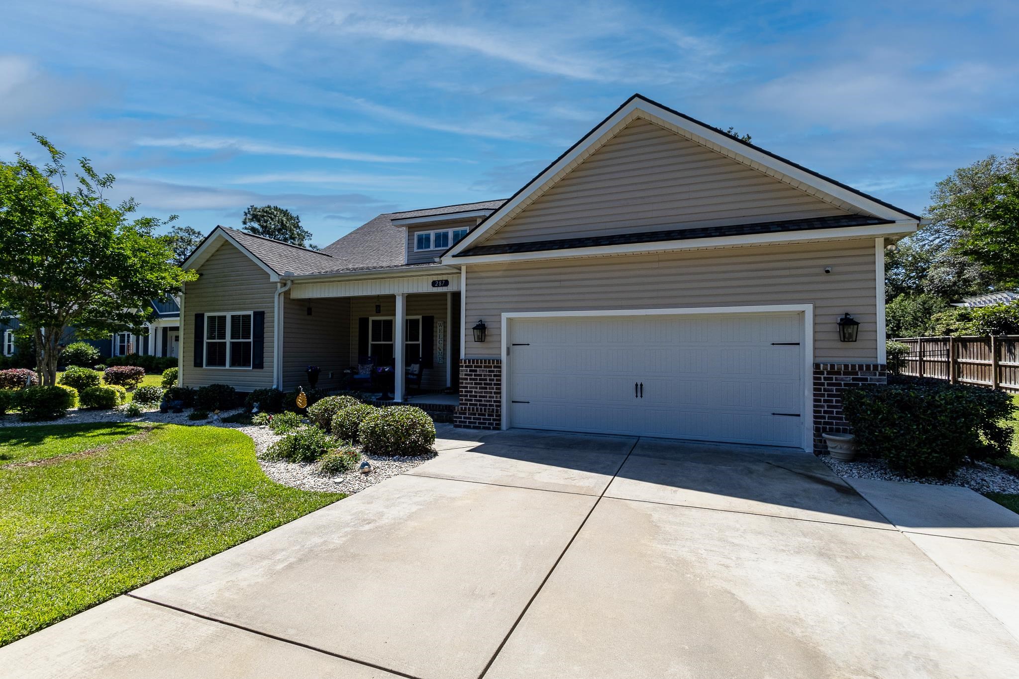 287 Parkview Dr.