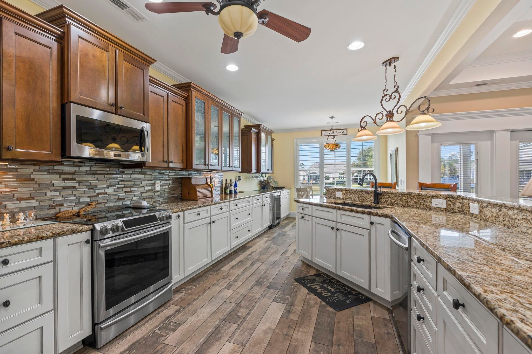 1703 East Island Dr.