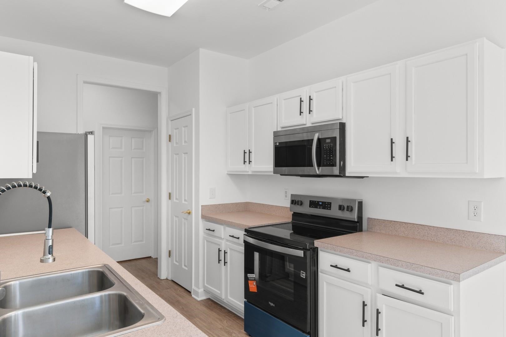 820 Clarion Ct.