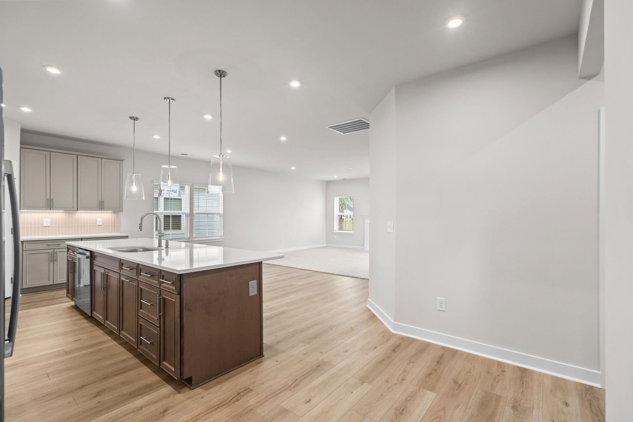9020 Majestic Ct