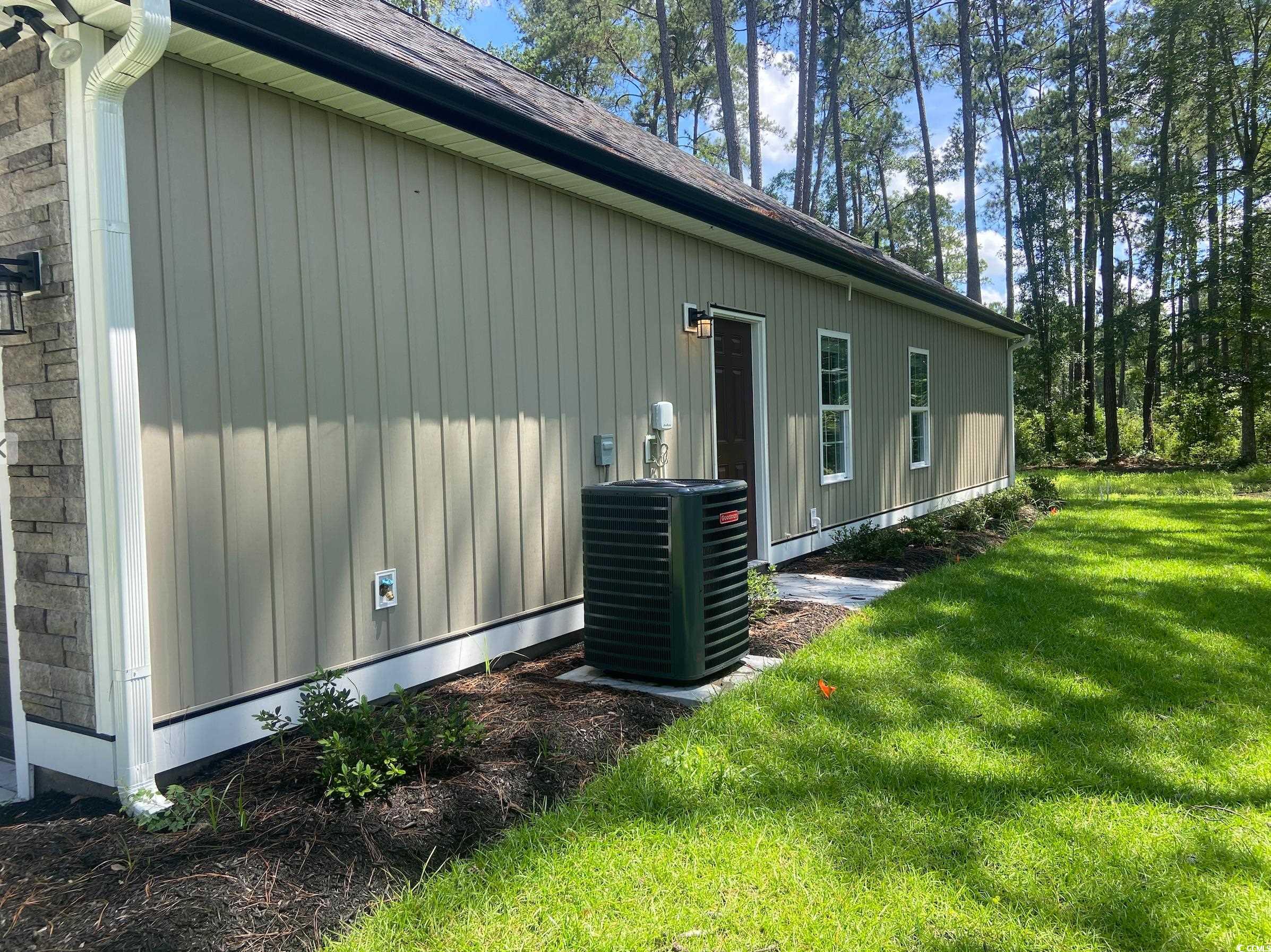 3216 Hugo Rd.