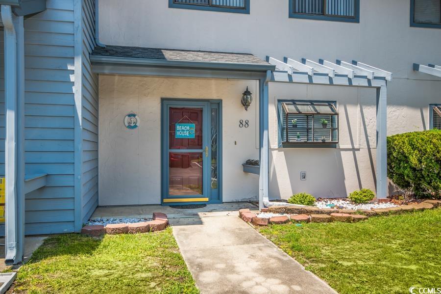 Photo 4 of 40 of 775 Plantation Dr. 88 townhome
