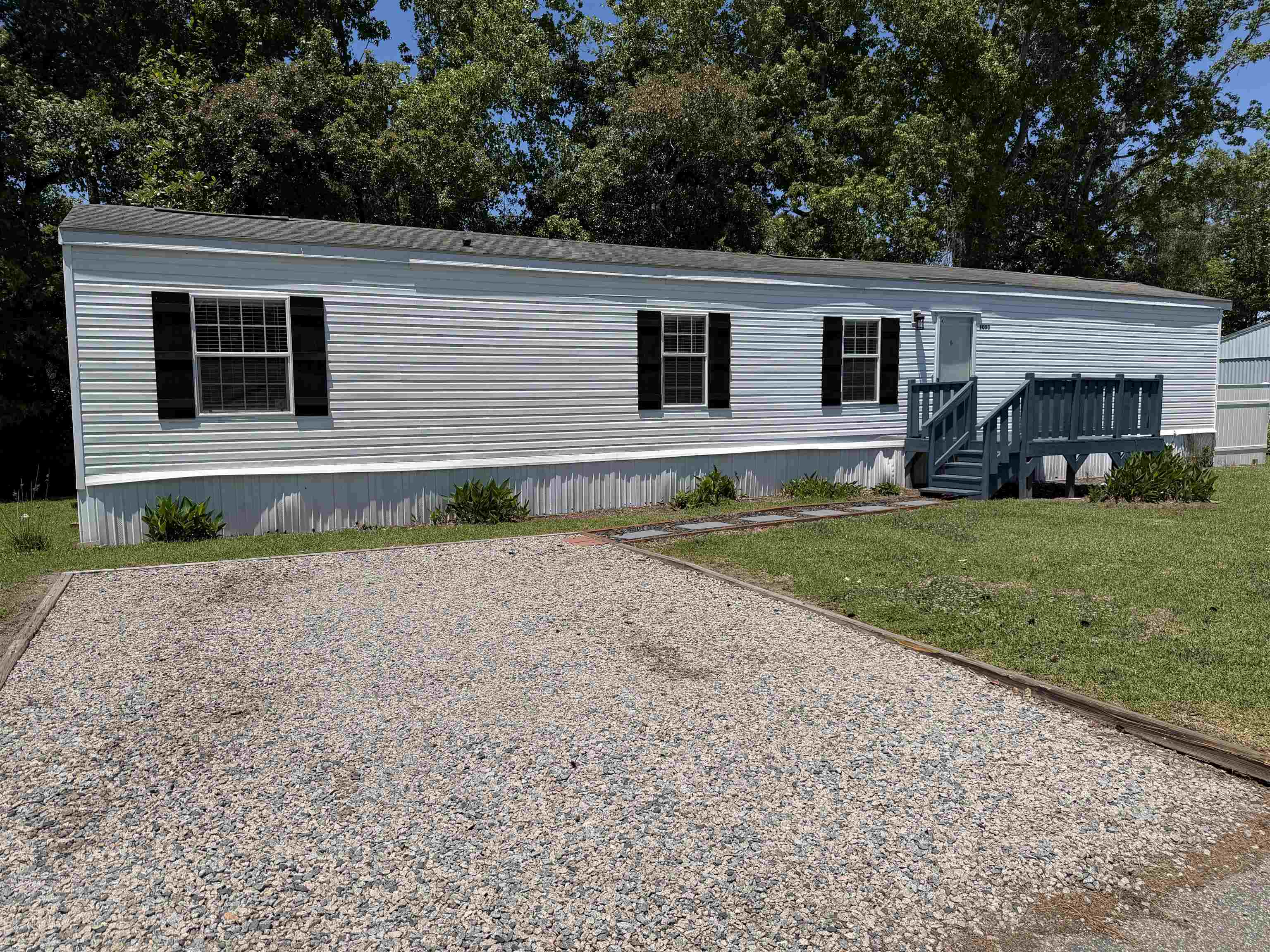 1003 Baron Ln.