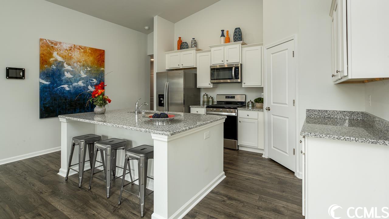 Photo 6 of 23 of 763 Eastridge Dr. townhome