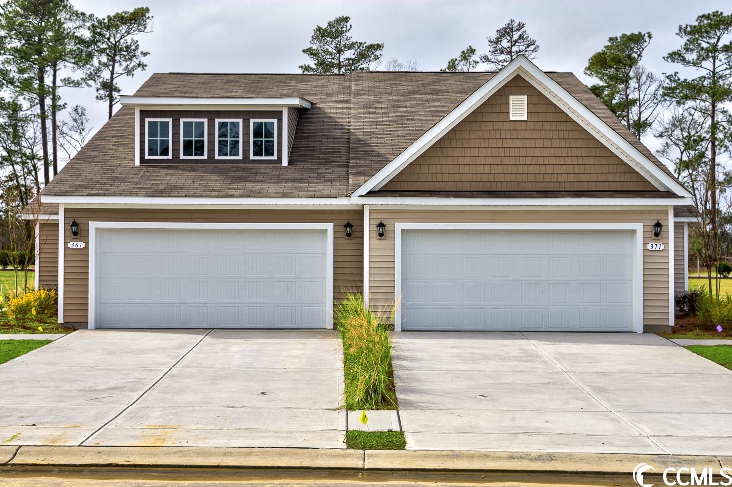 Photo 2 of 23 of 763 Eastridge Dr. townhome