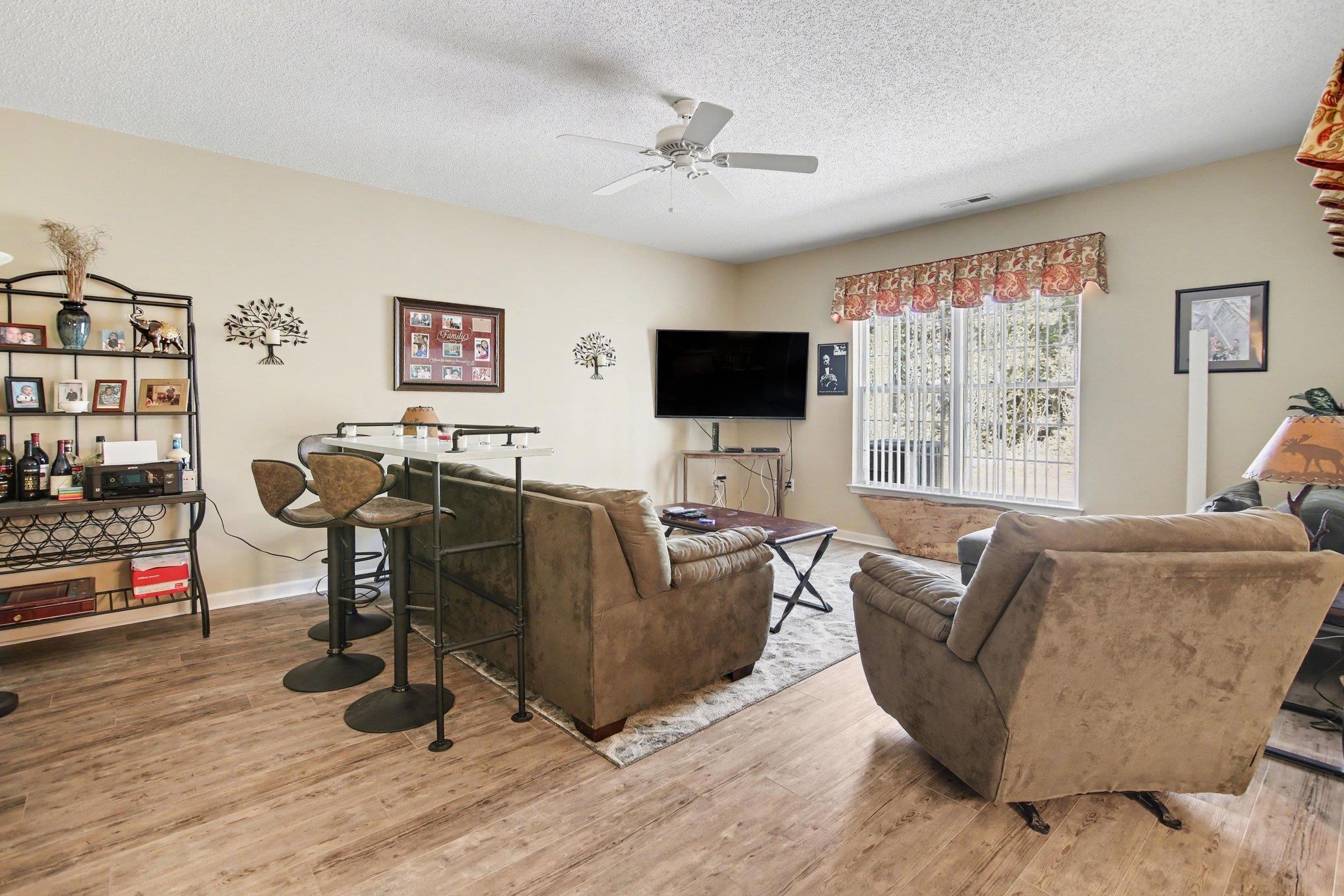 425 Colonial Trace Dr. 1D