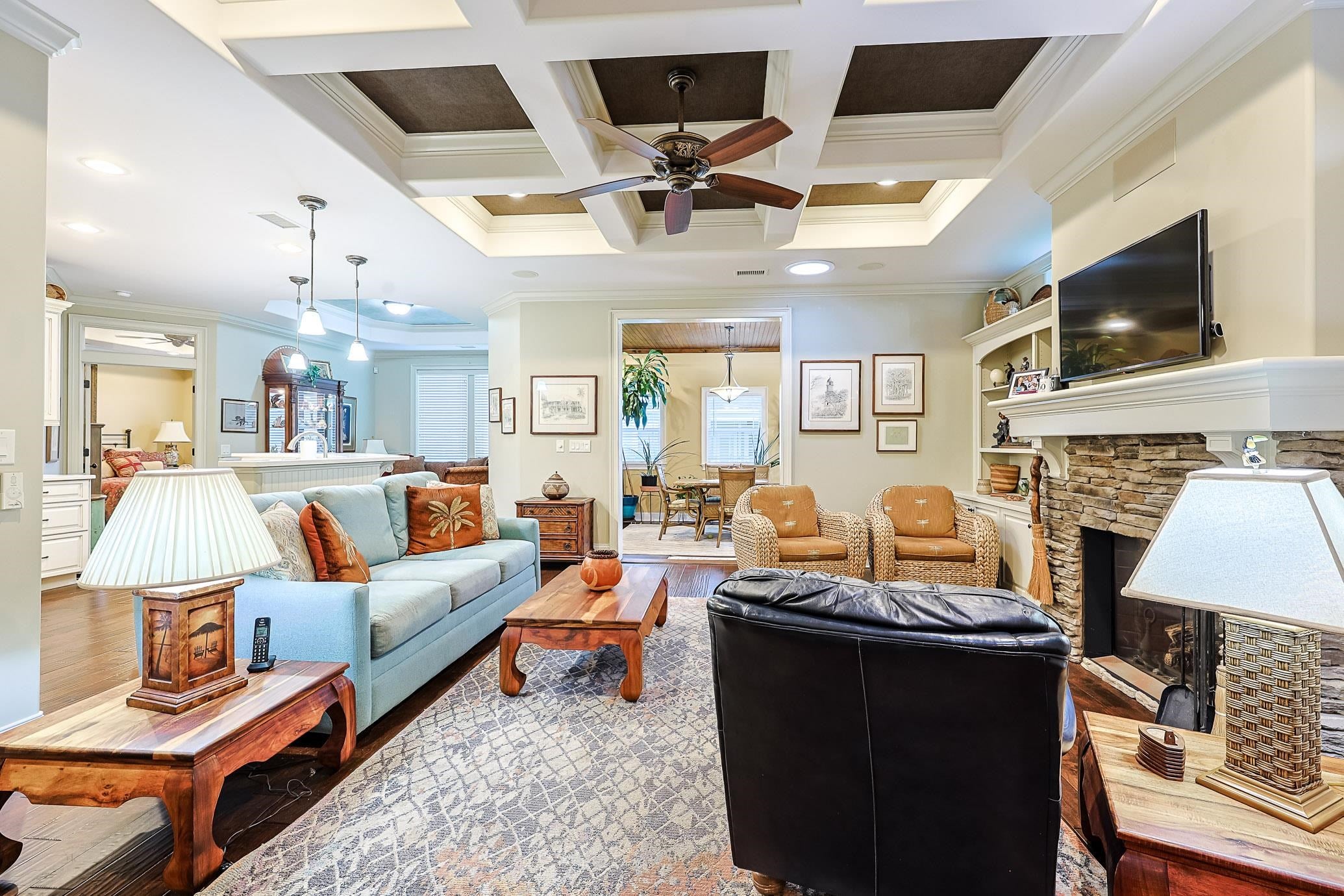 4228 Ravenwood Dr.