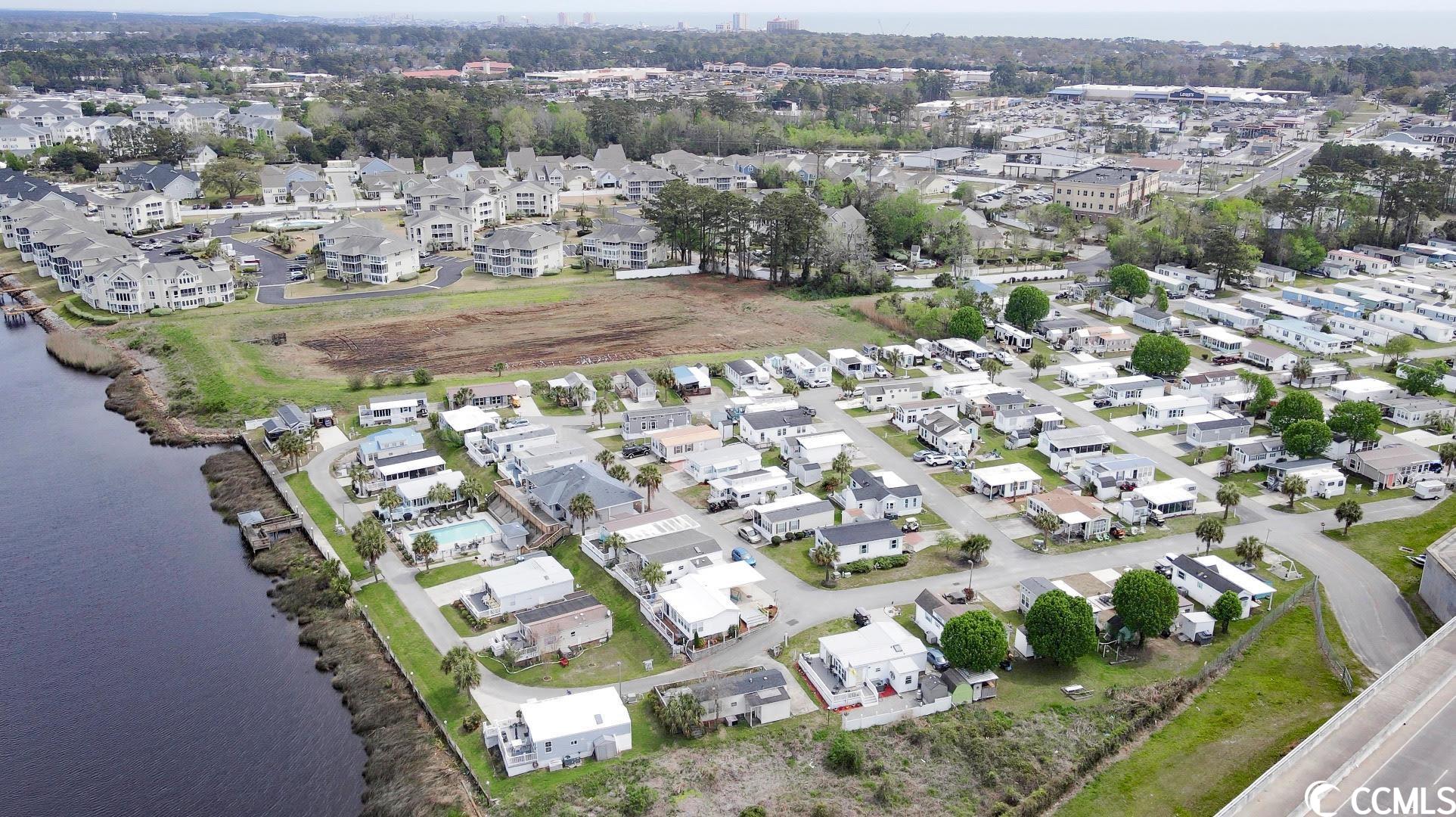 Photo 2 of 16 of 408 Low Tide Dr. mobile home