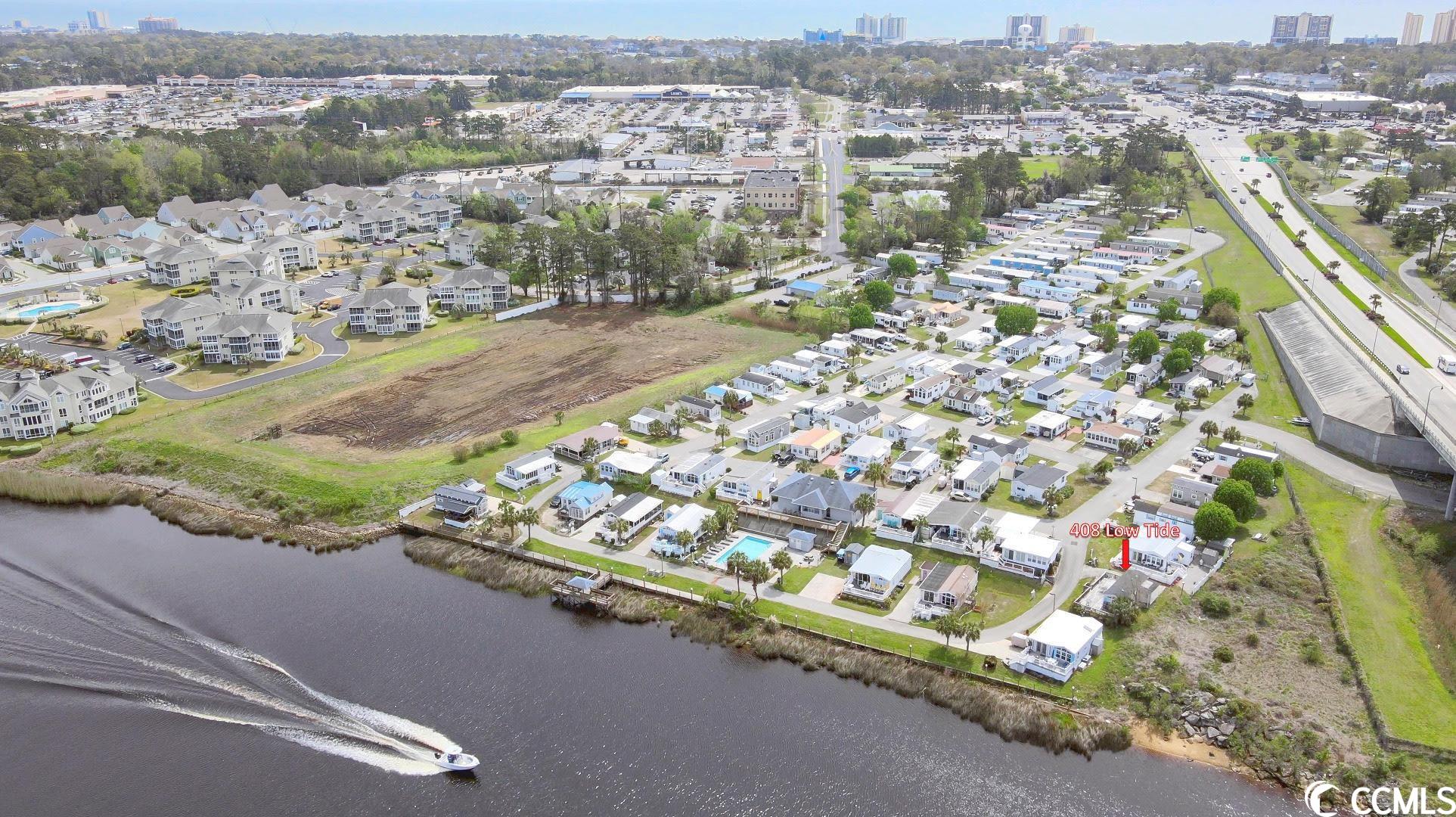 Photo 6 of 16 of 408 Low Tide Dr. mobile home