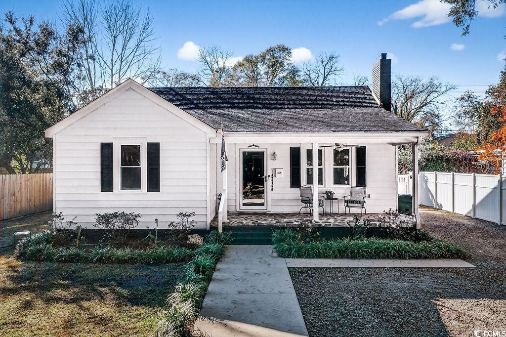 Photo of 1137 Palmetto St, Georgetown, SC 29440 (MLS # 2529370)