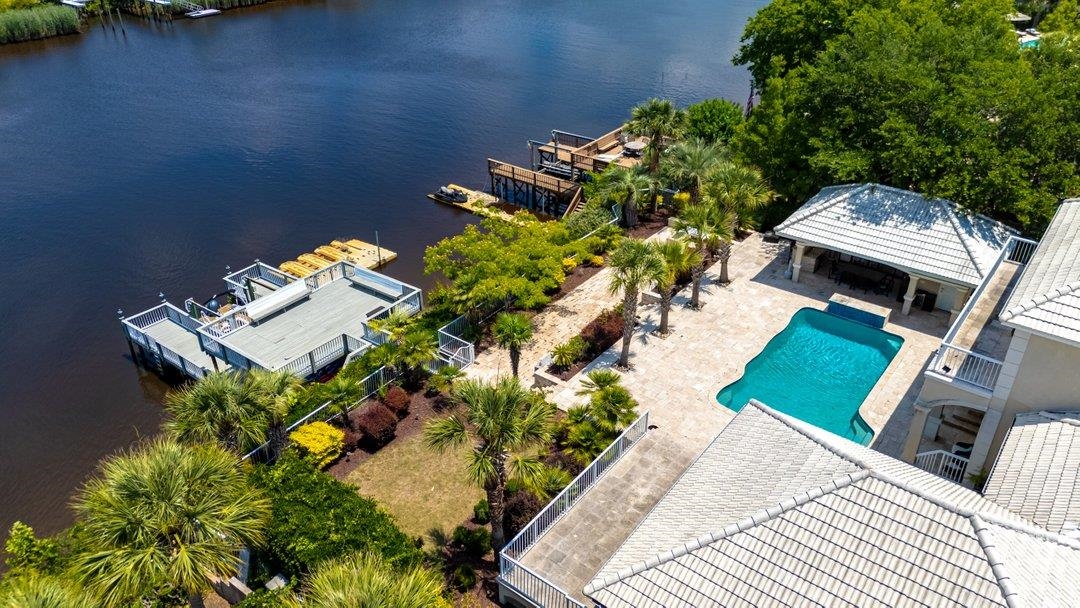 3788 Waterford Dr.