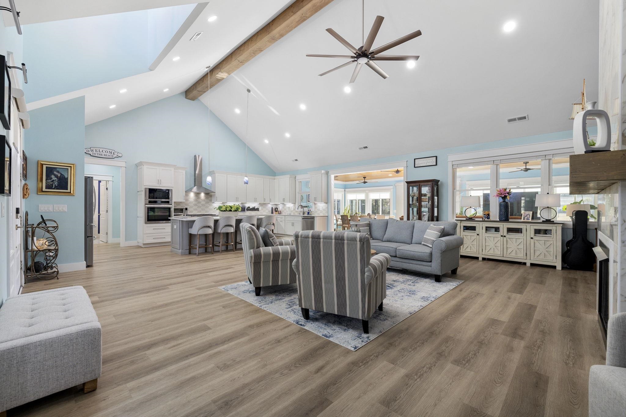 313 Babylon Pine Dr.