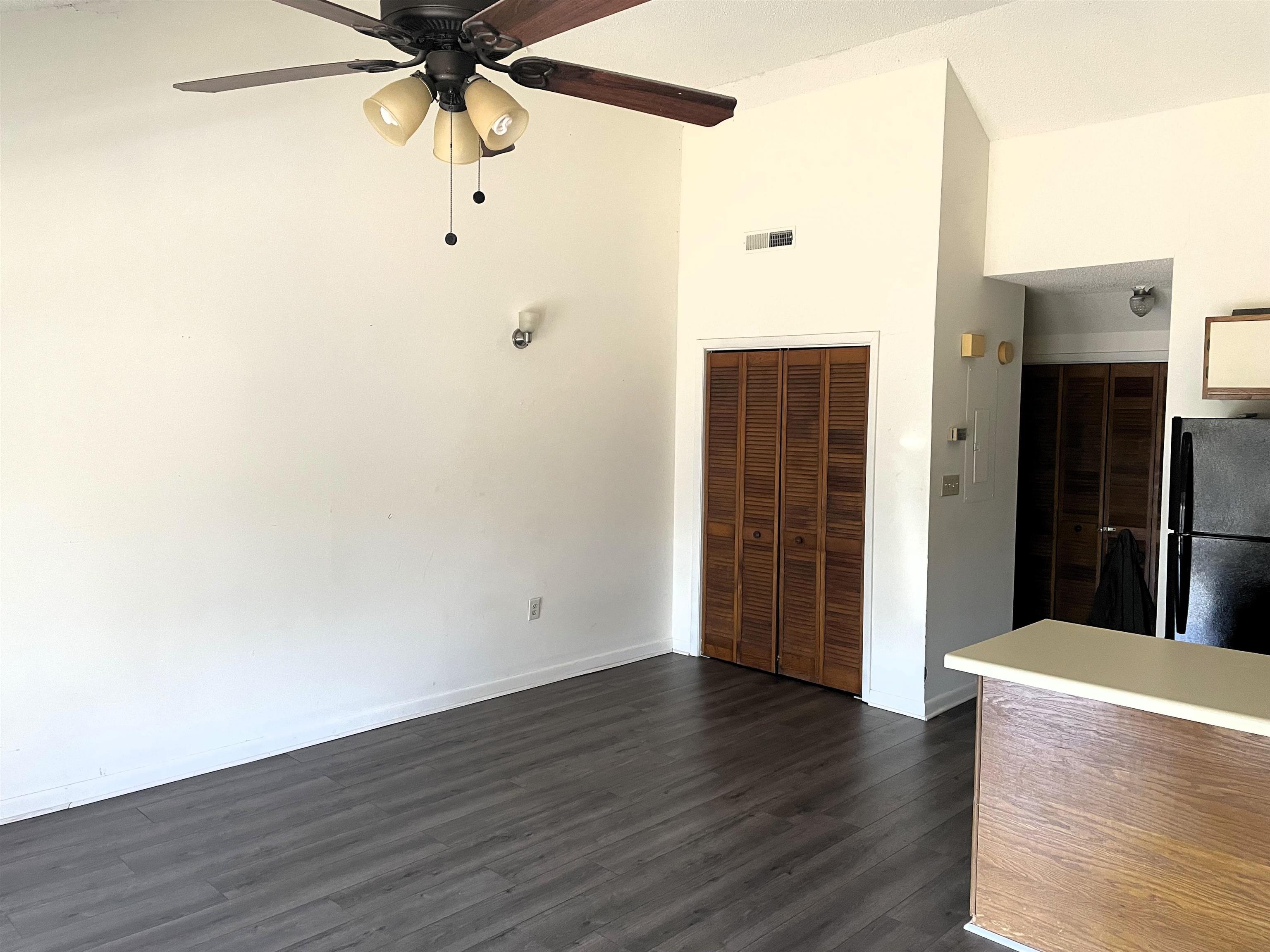 500 Fairway Village Dr. 8E