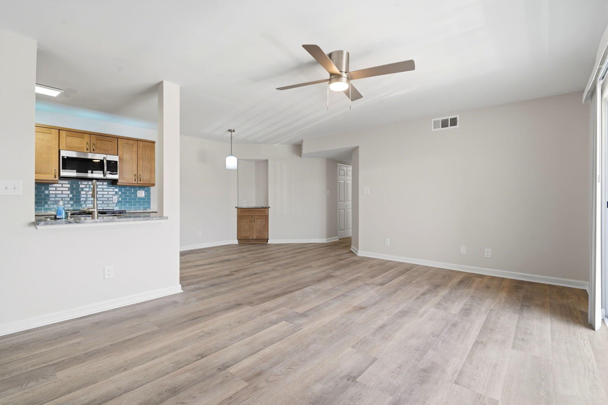 2220 Andover Dr. F
