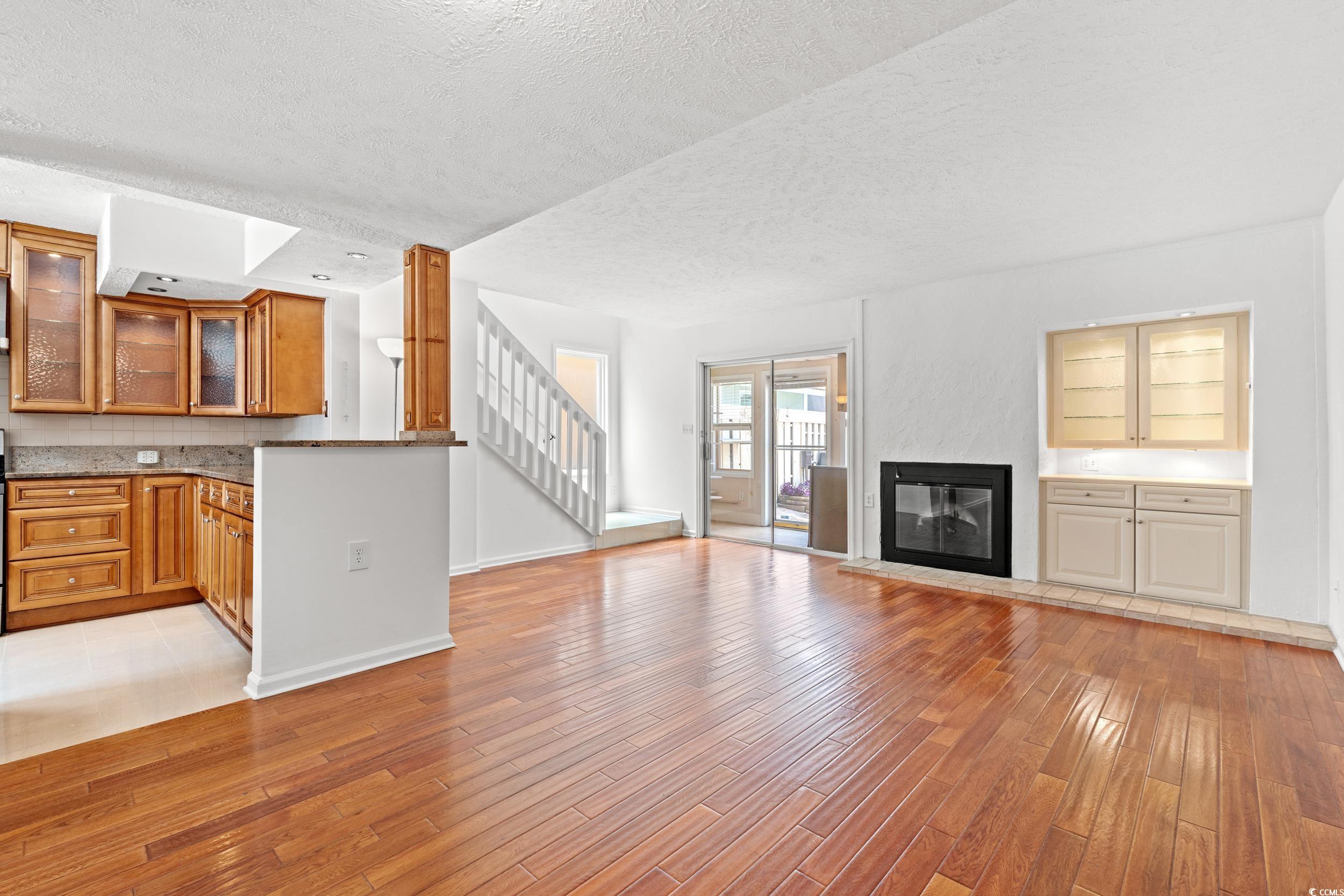 310 74th Ave. N 7