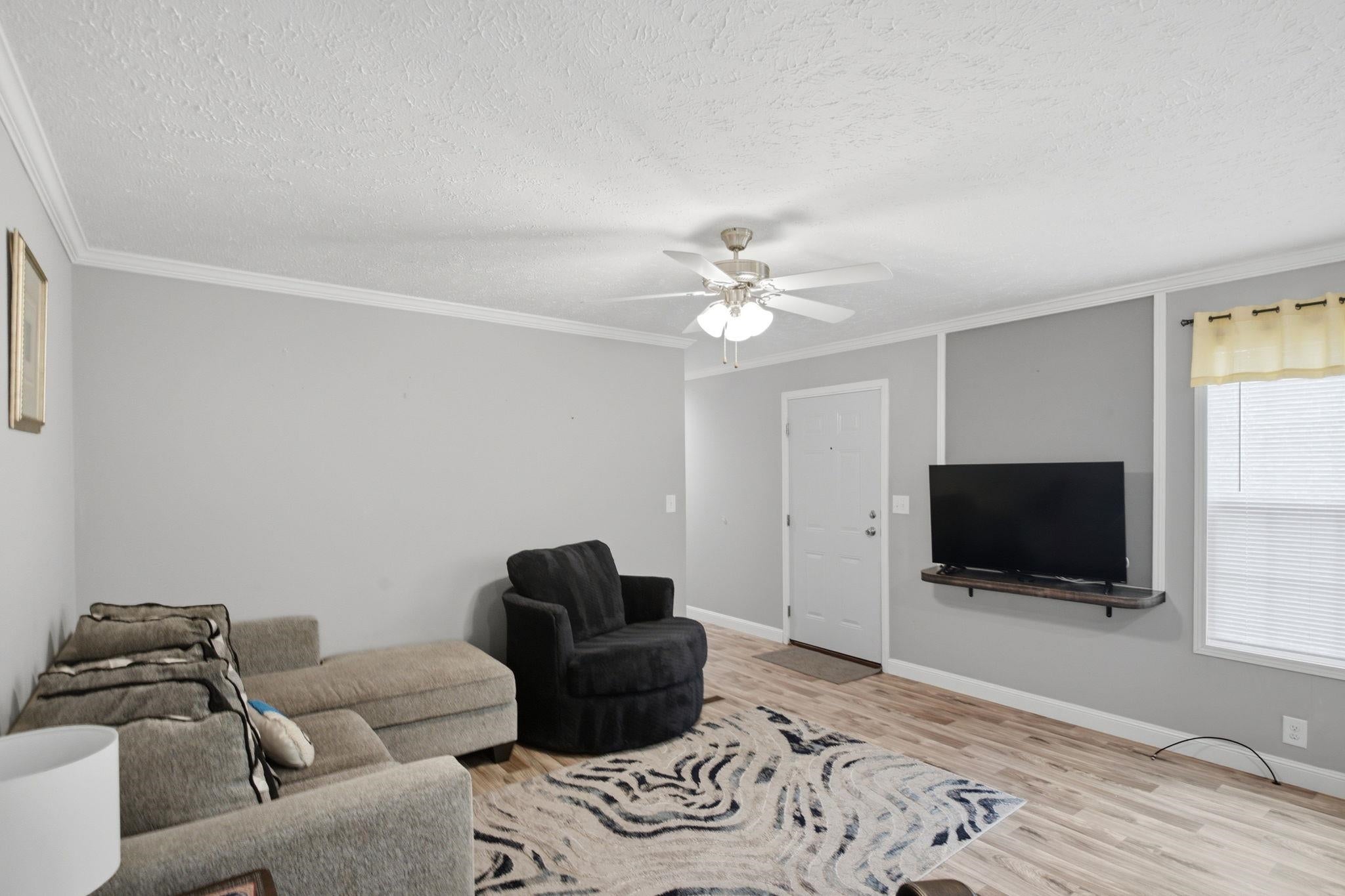 4603 Pelican St.