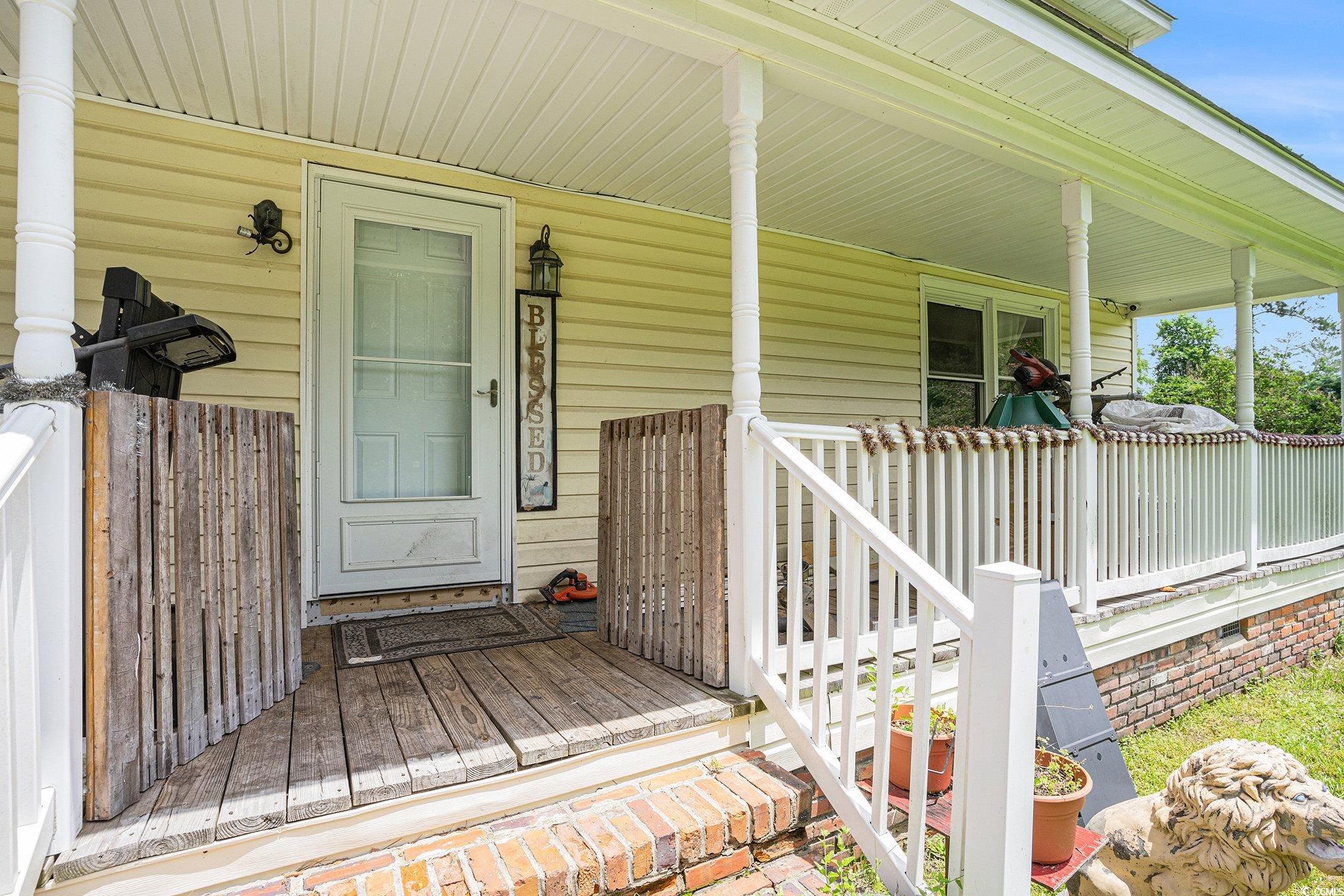 51 Lakeside Dr.