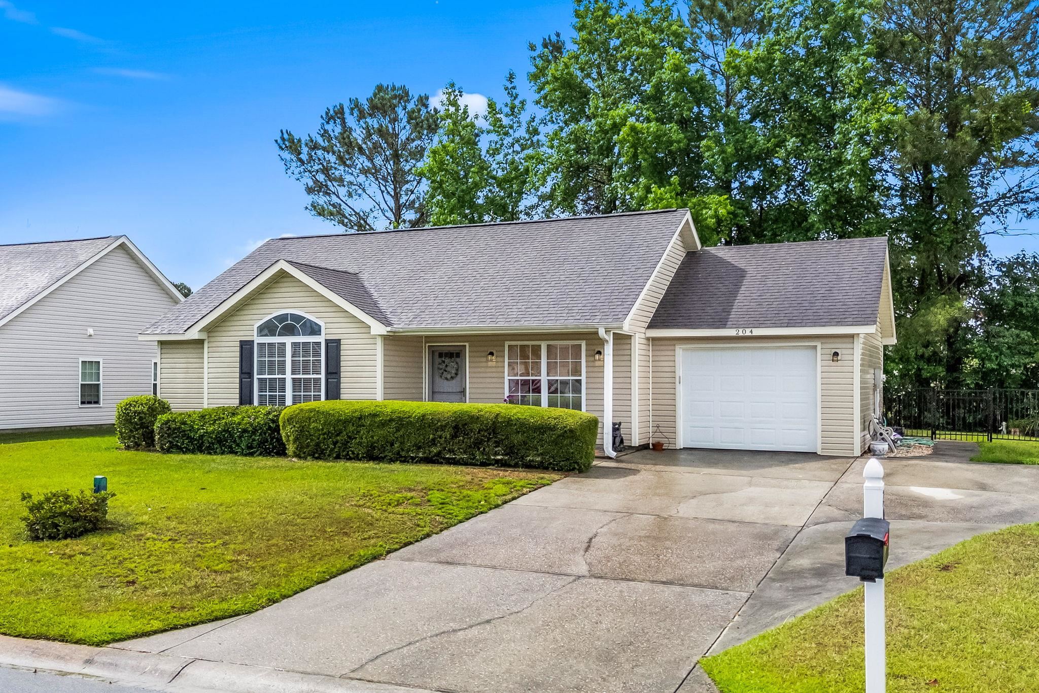 204 Balsa Dr.