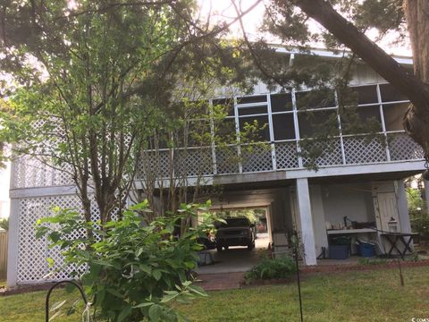 A home in Pawleys Island