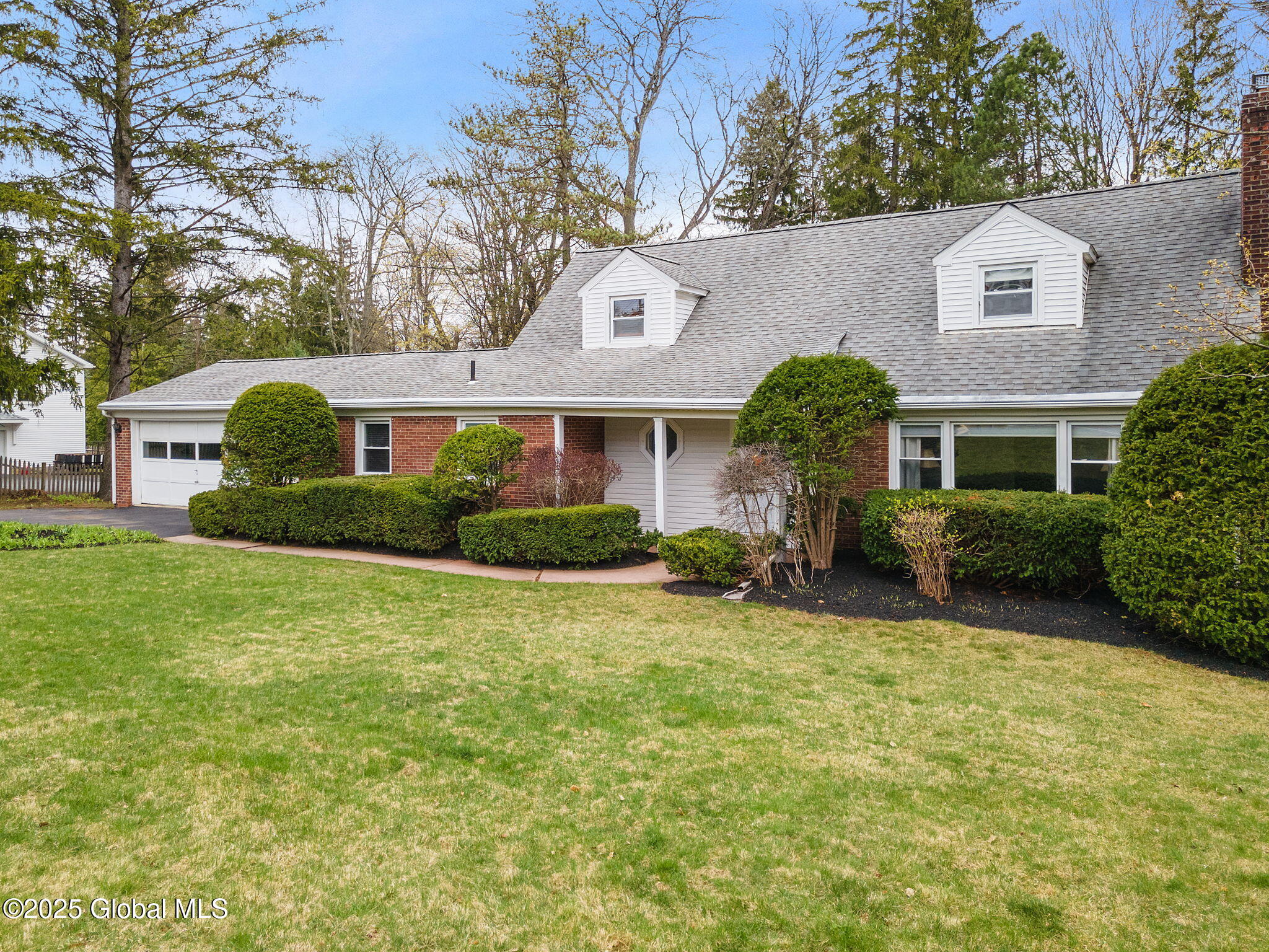 5 Old Niskayuna Road, Loudonville, New York image 2