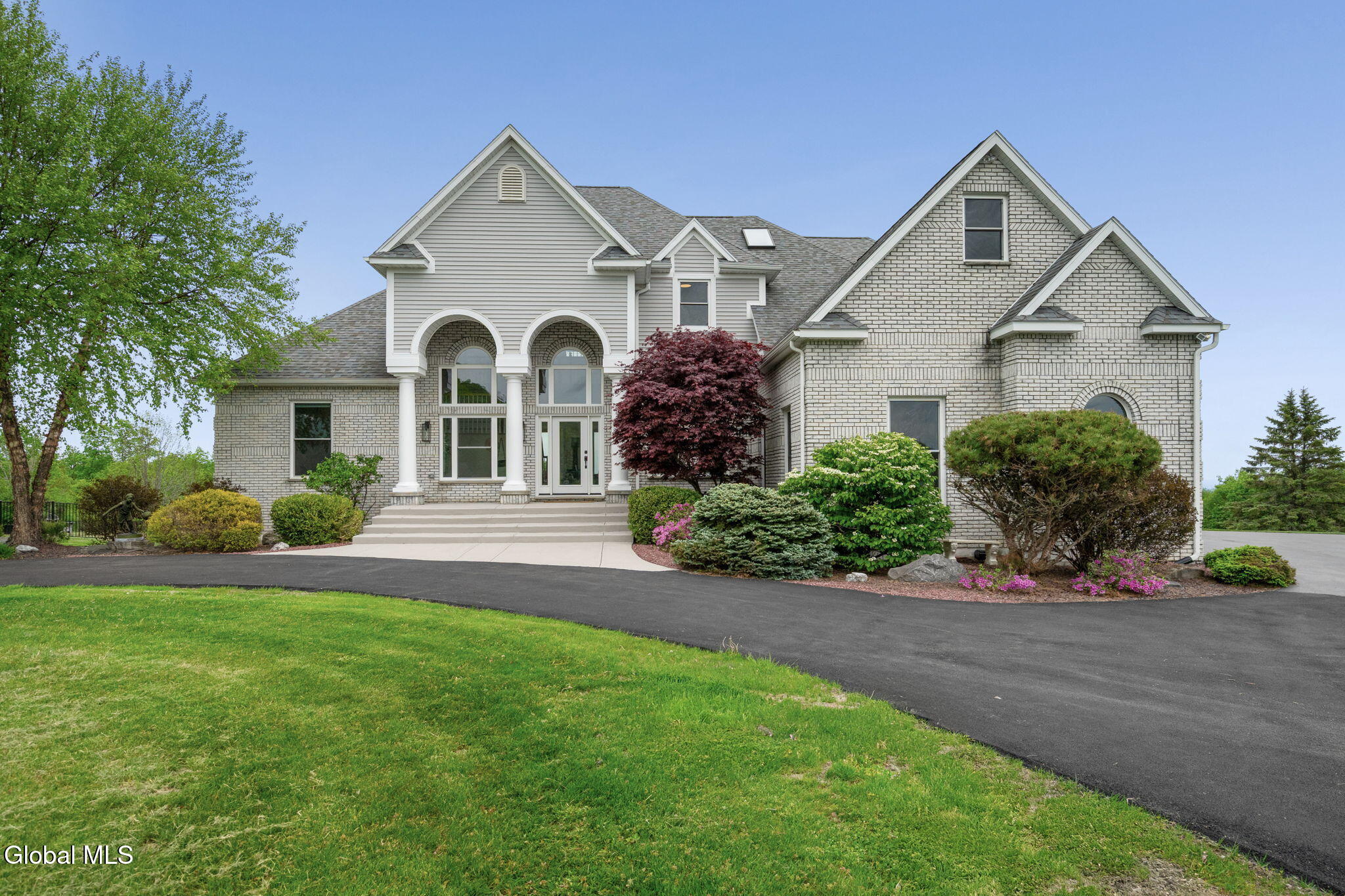 2676 Currybush Road