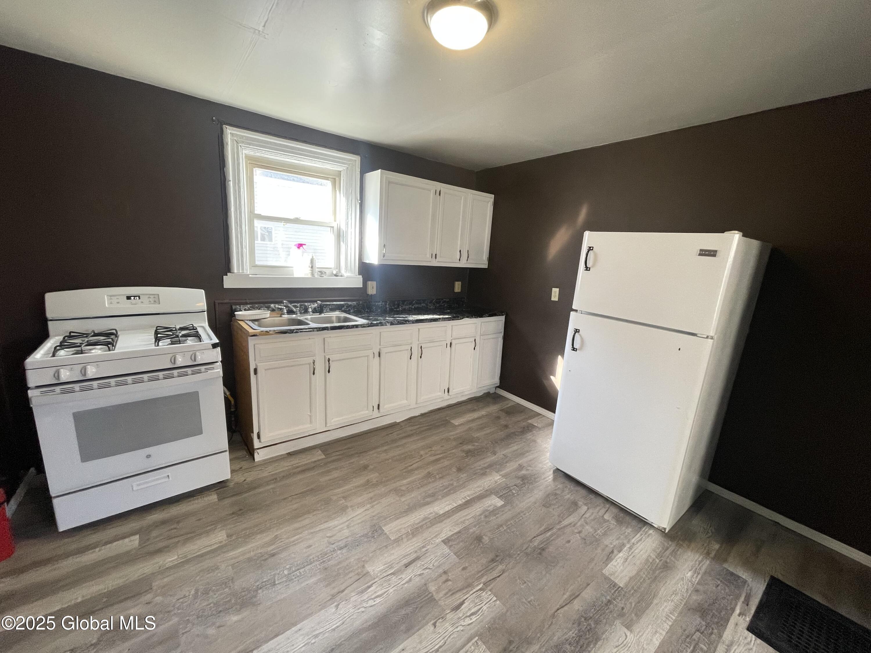 34 Division Street, Gloversville, New York image 10