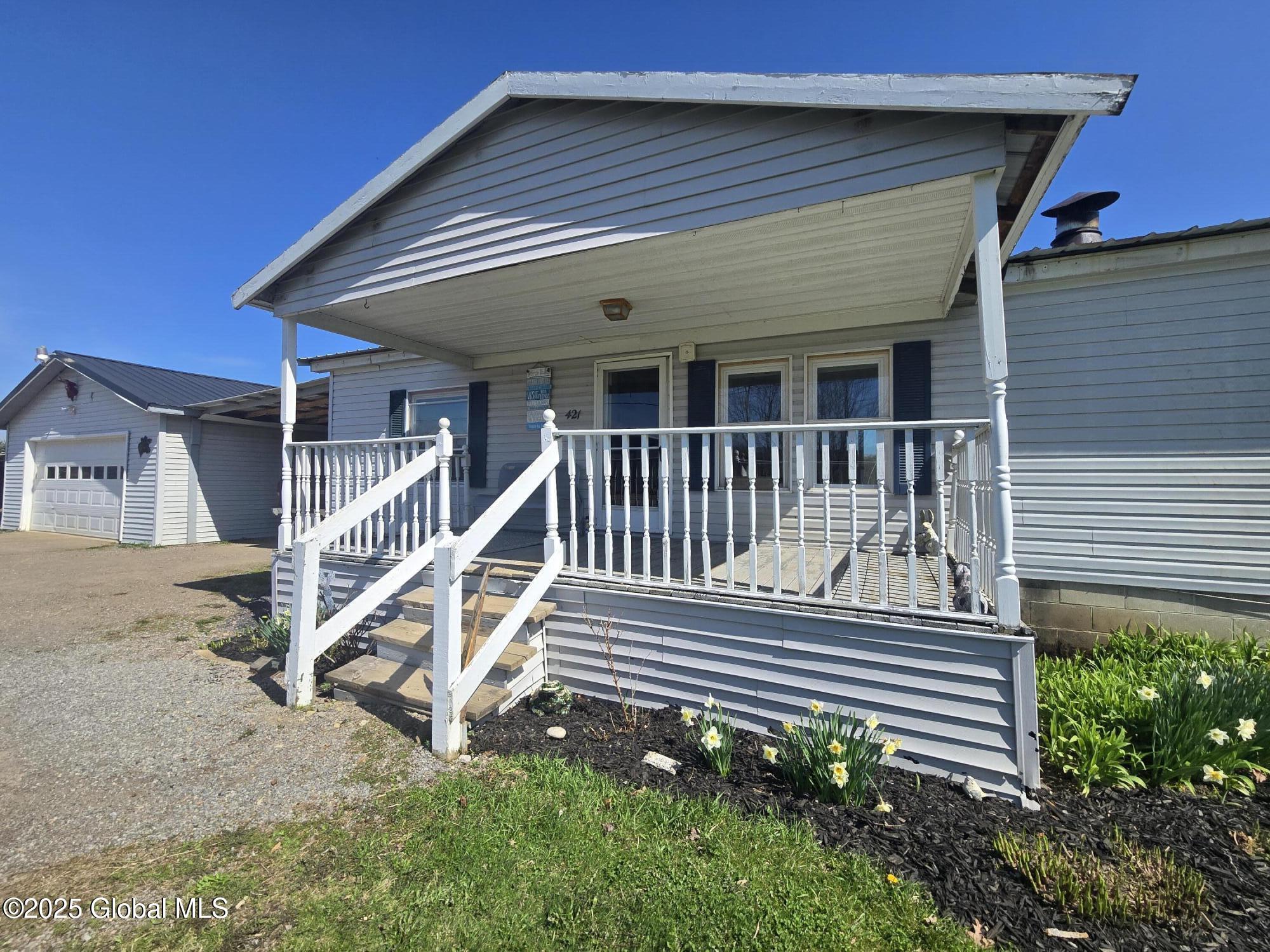 421 W Ames Road, Canajoharie, New York image 3