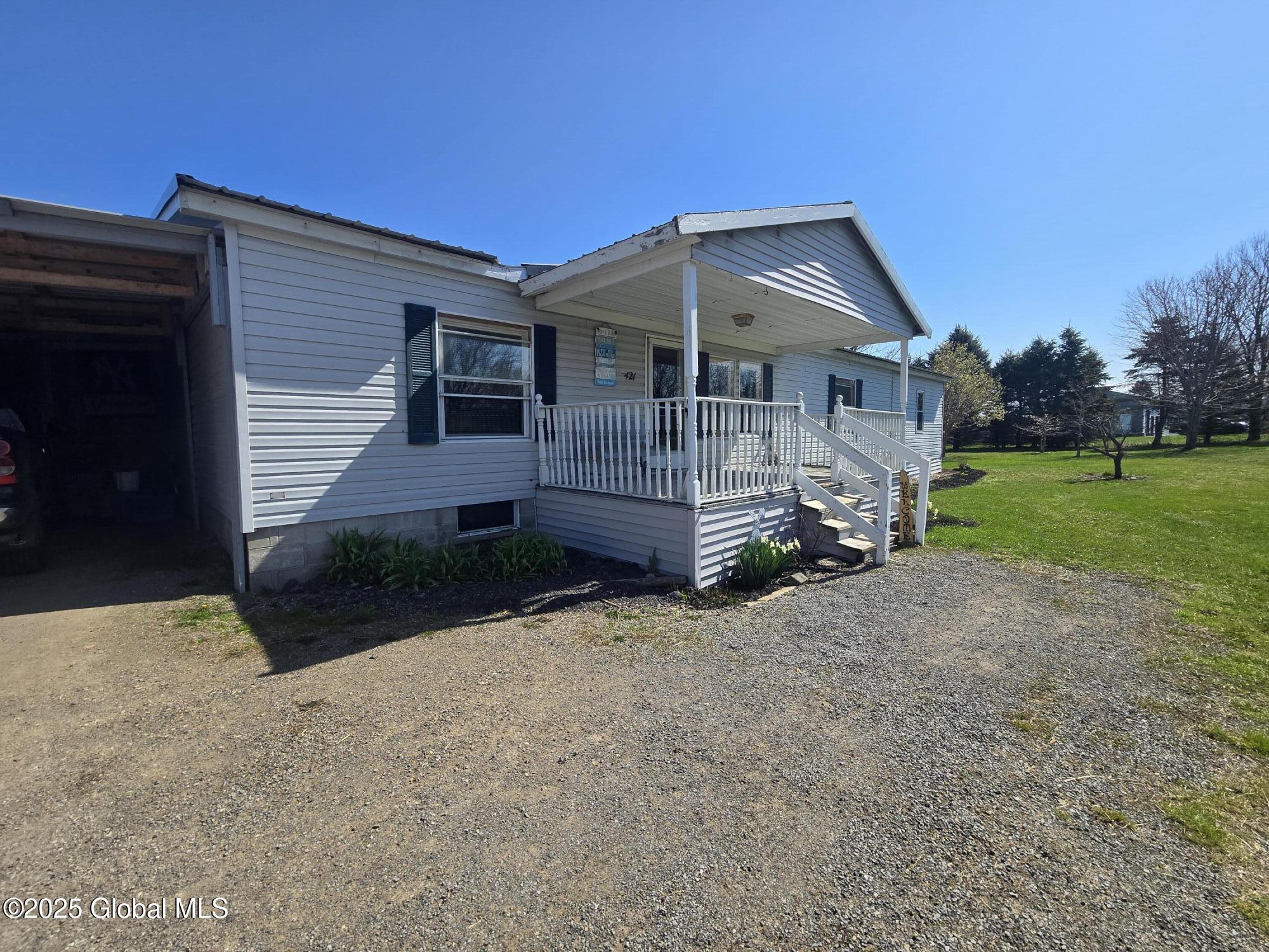 421 W Ames Road, Canajoharie, New York image 2