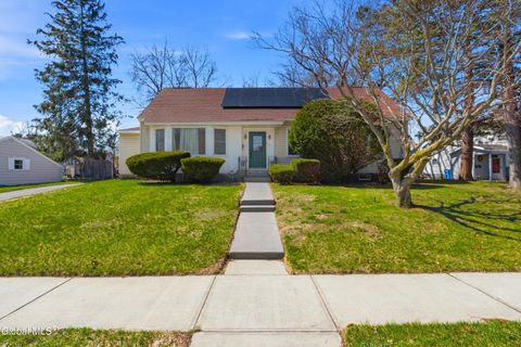 Photo of 150 Melrose Avenue, Albany, NY 12203 (MLS # 202615210)